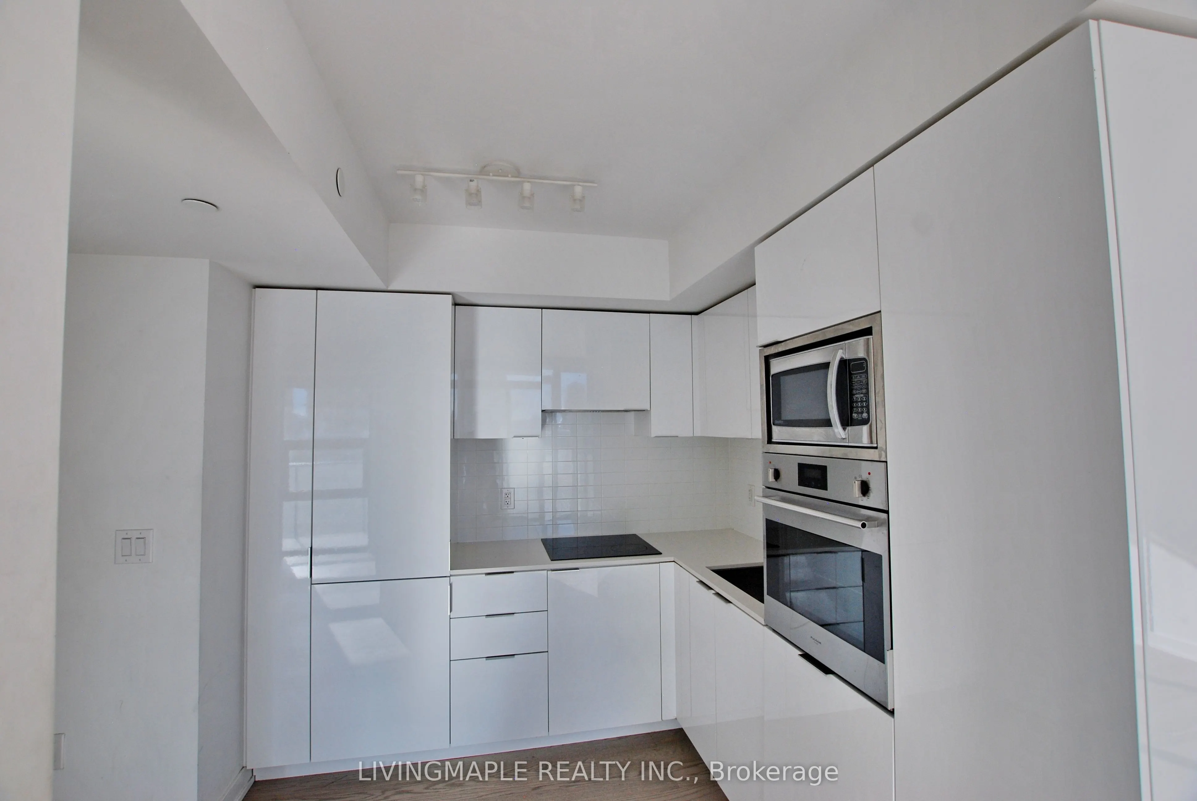 11 Wellesley Street, #1305