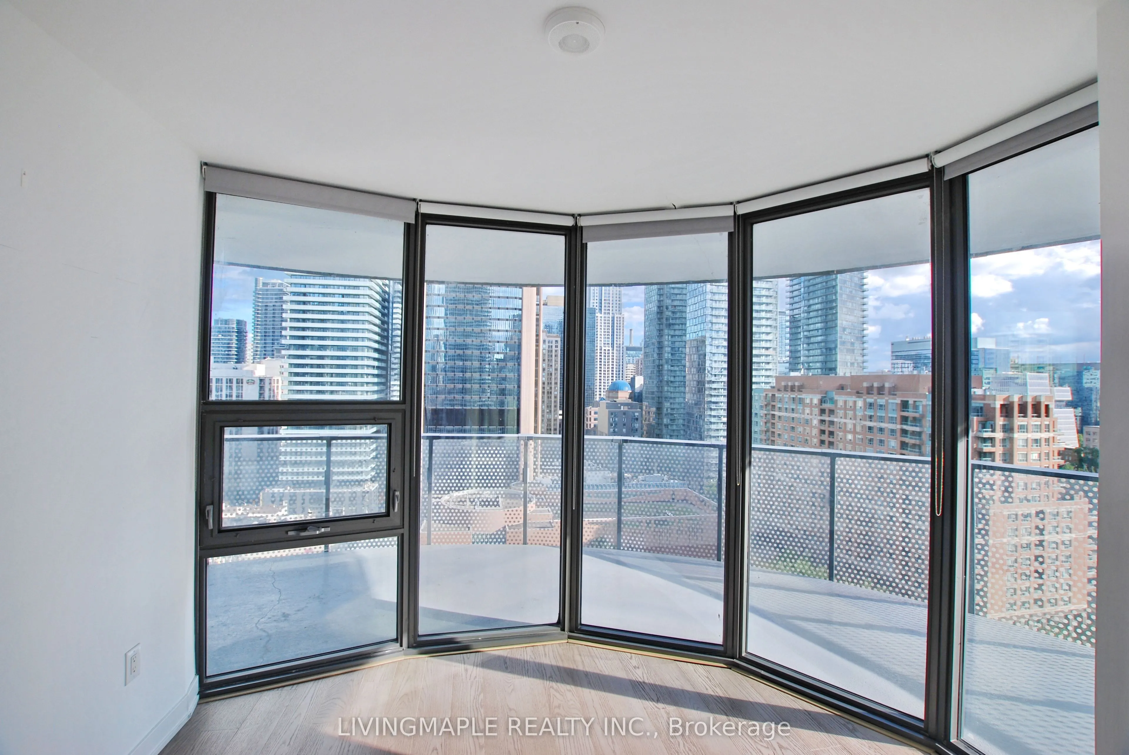 11 Wellesley Street, #1305