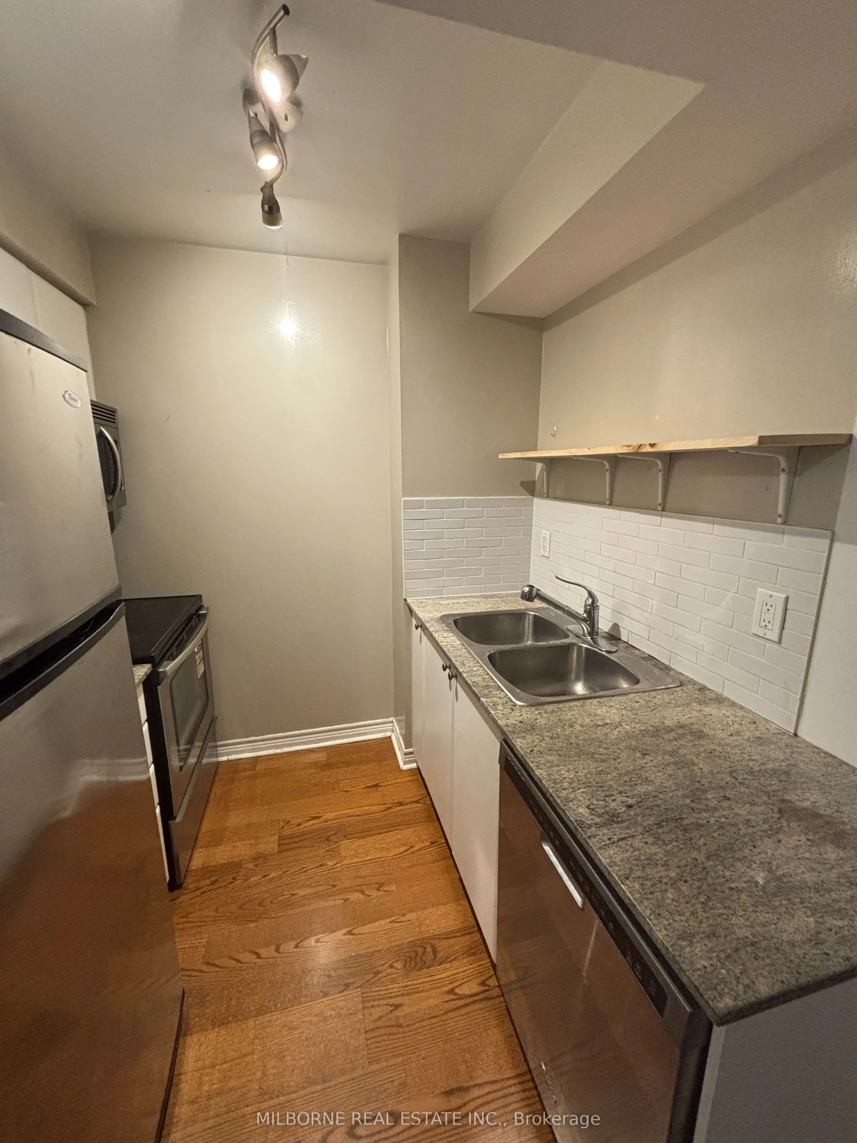 763 Bay Street, #2507