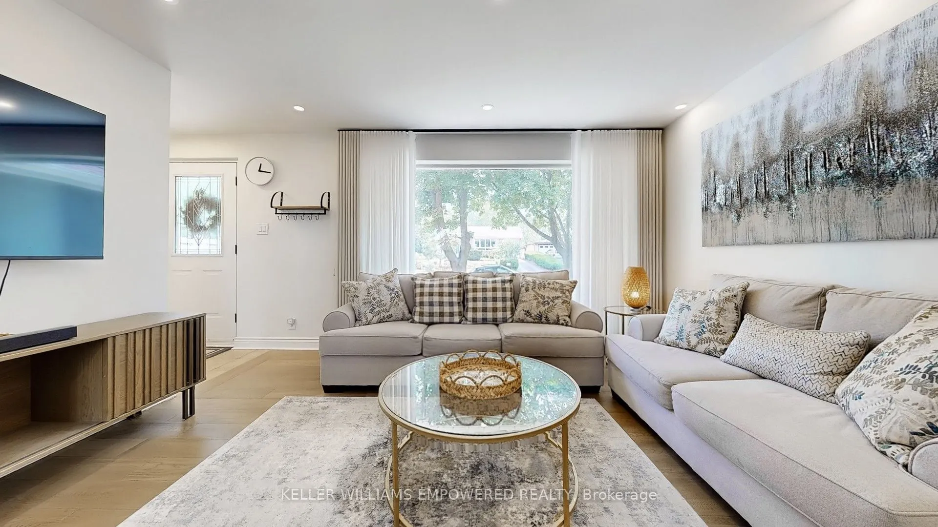 30 Paperbirch Drive