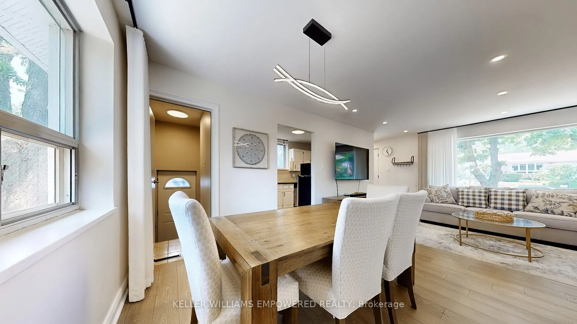 30 Paperbirch Drive