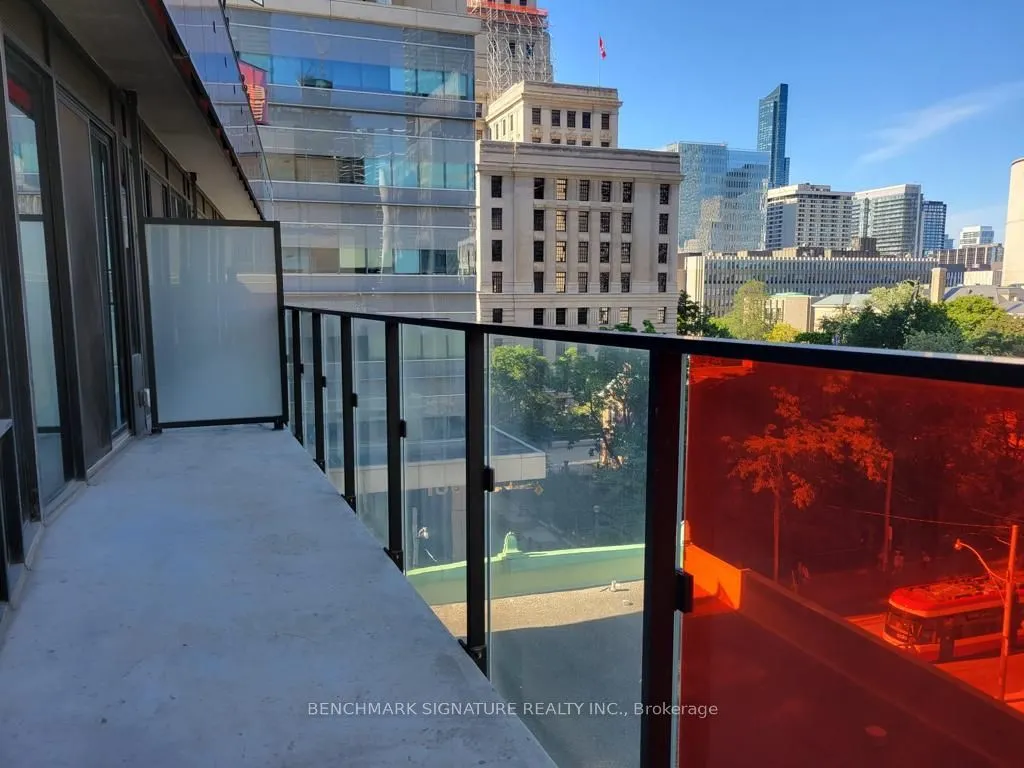 215 Queen Street W, #611