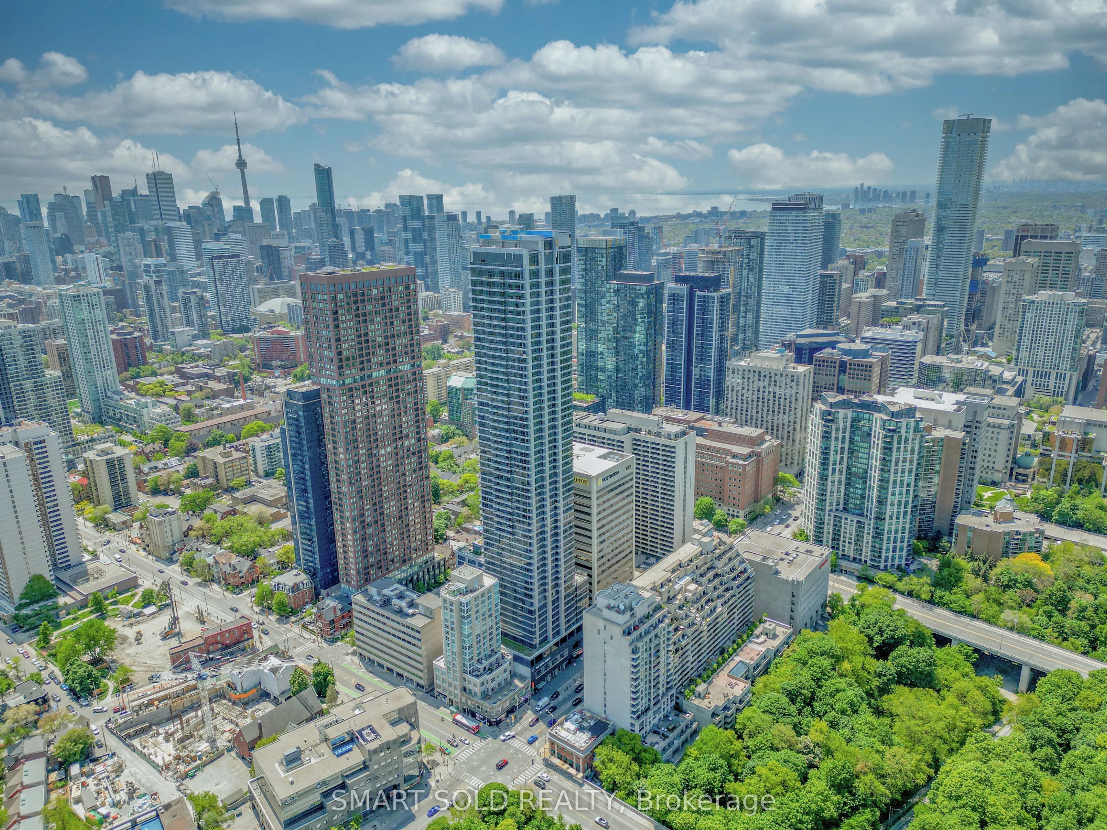 395 Bloor Street E, #5506