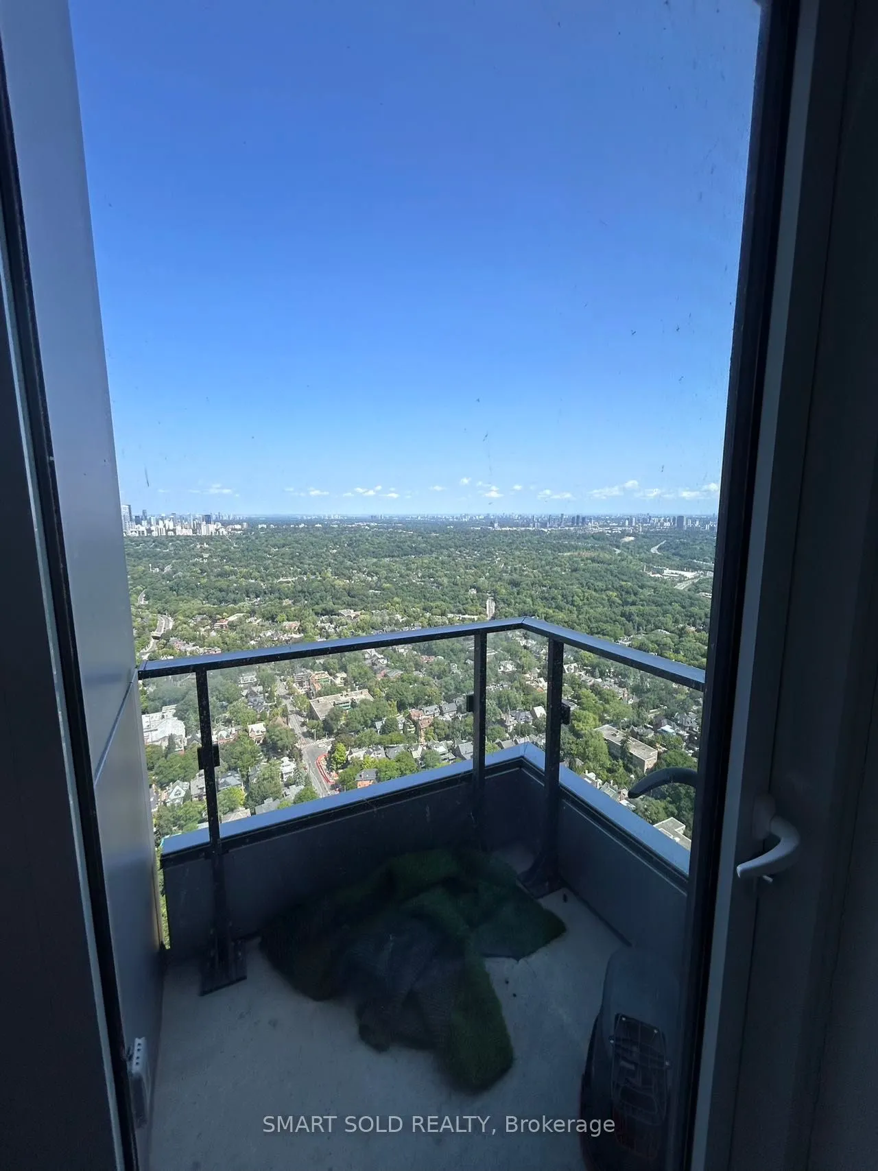 395 Bloor Street E, #5506
