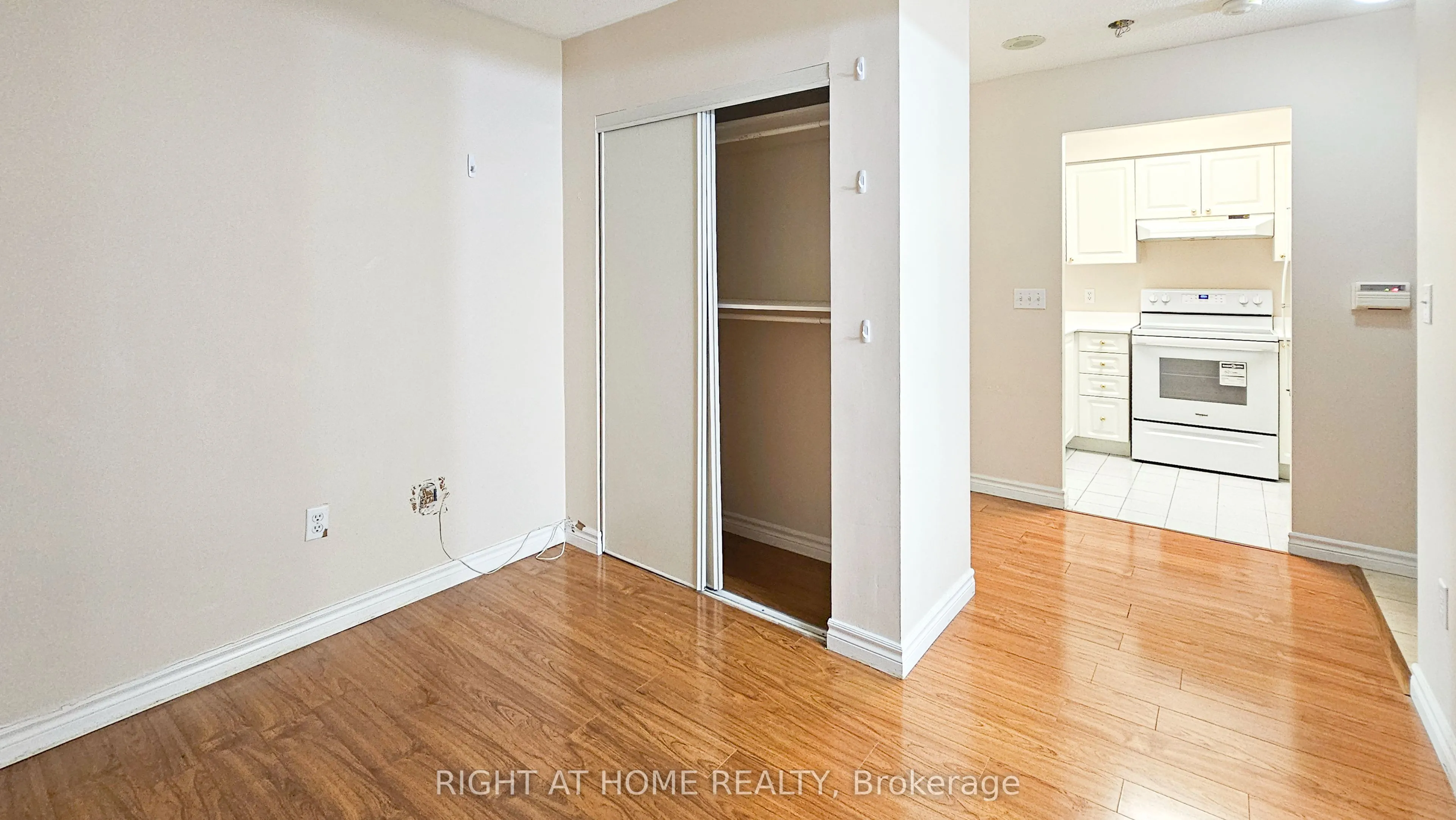 8 Pemberton Avenue, #105