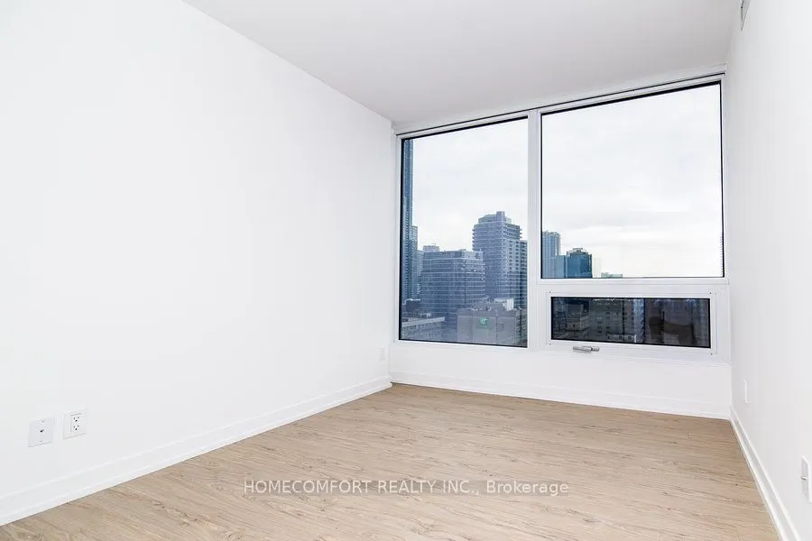 85 Wood Street, ##2906