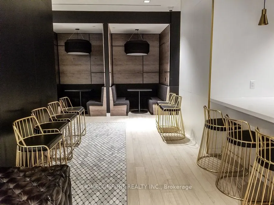 85 Wood Street, ##2906