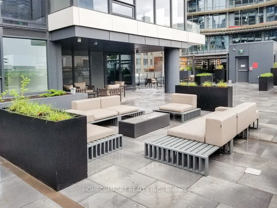 85 Wood Street, ##2906