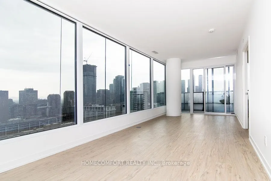 85 Wood Street, ##2906