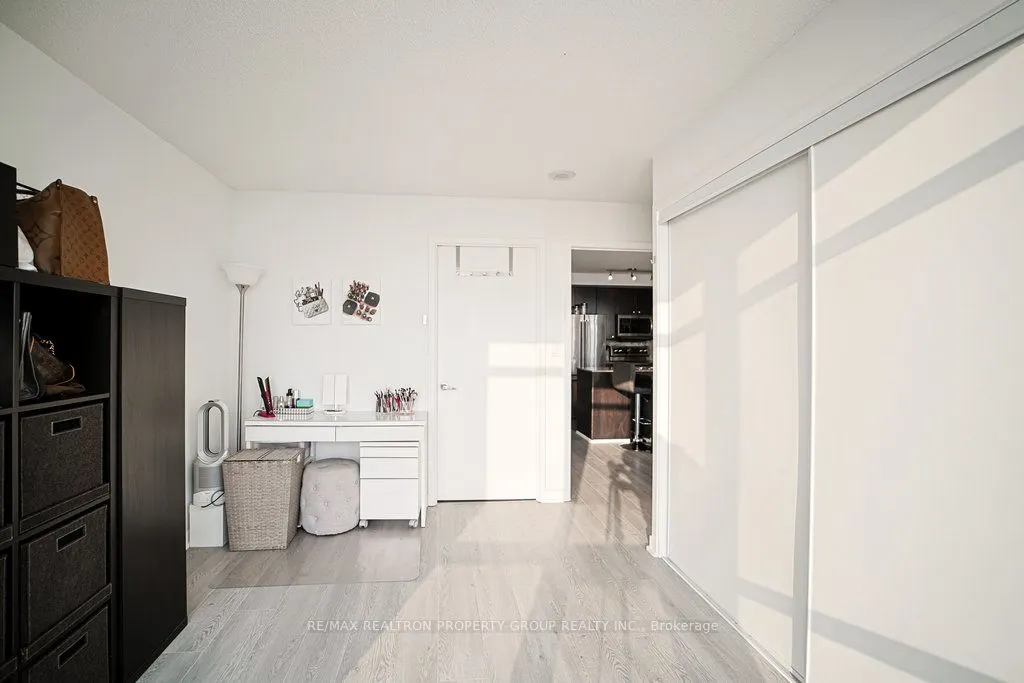 11 Brunel Court, #4515