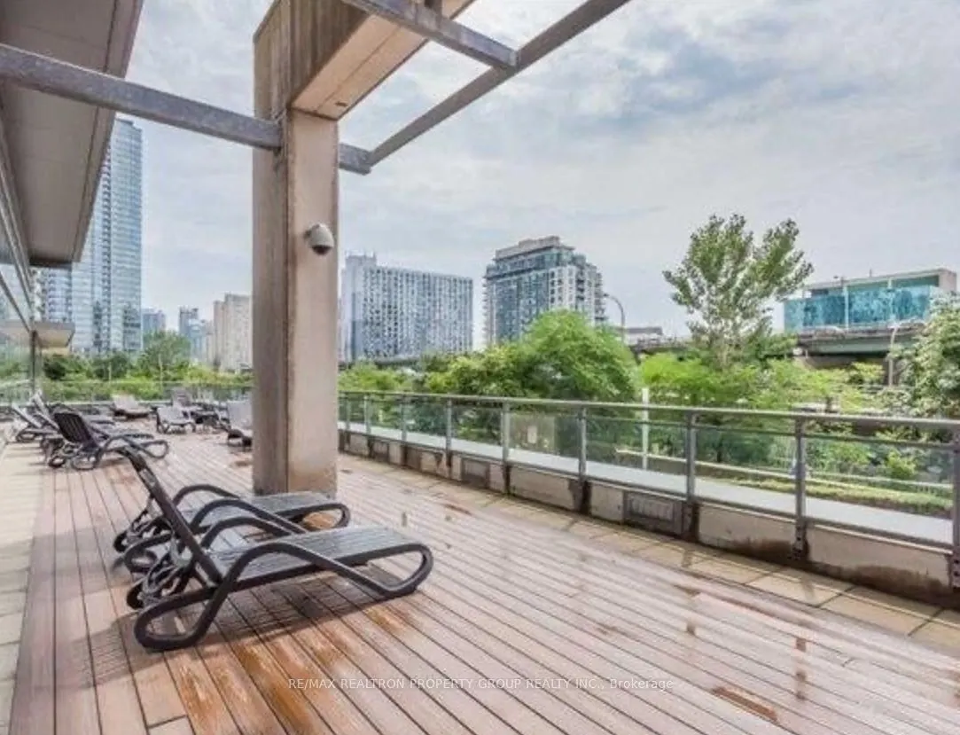 11 Brunel Court, #4515