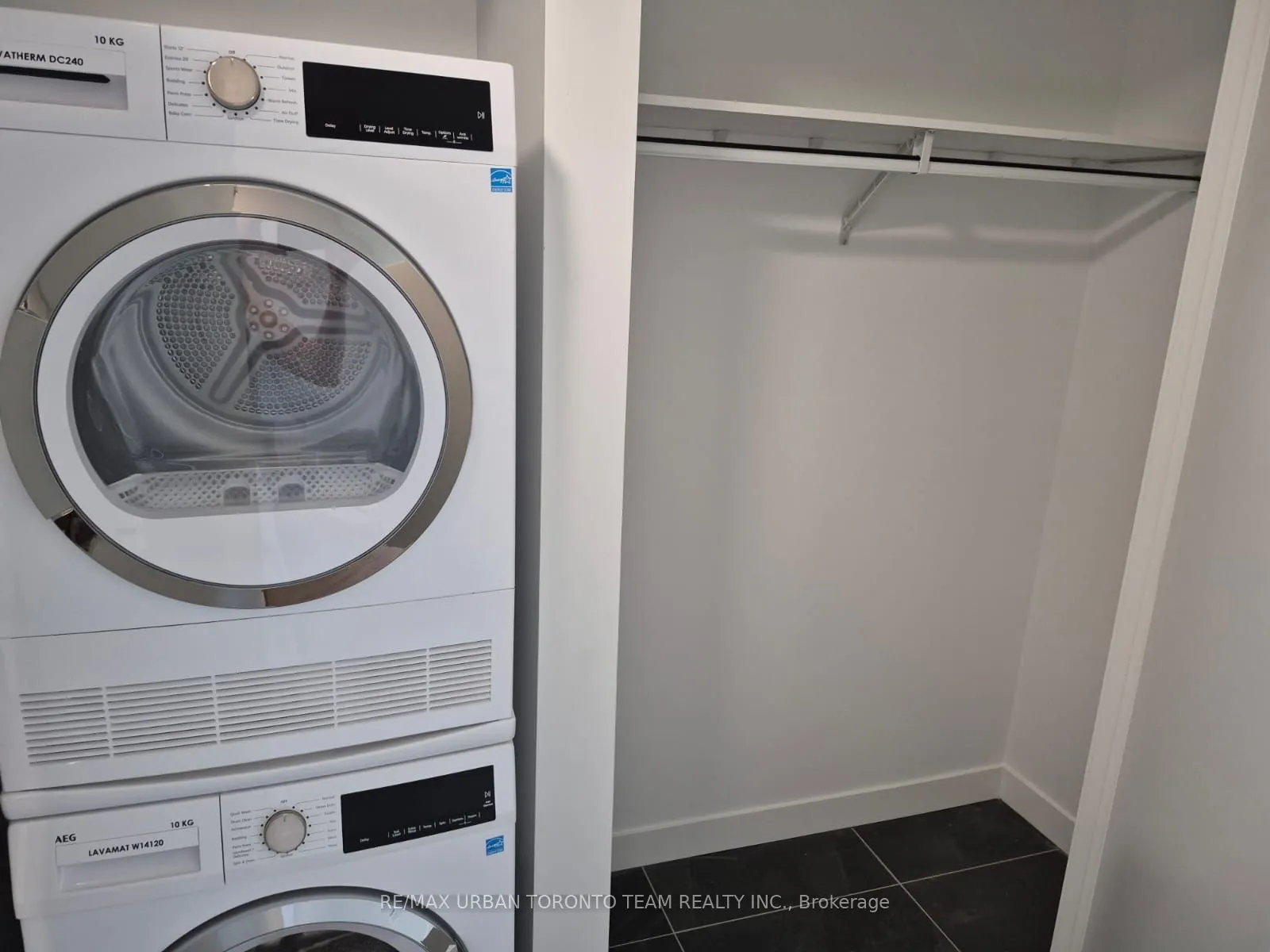 771 Yonge Street, #2806