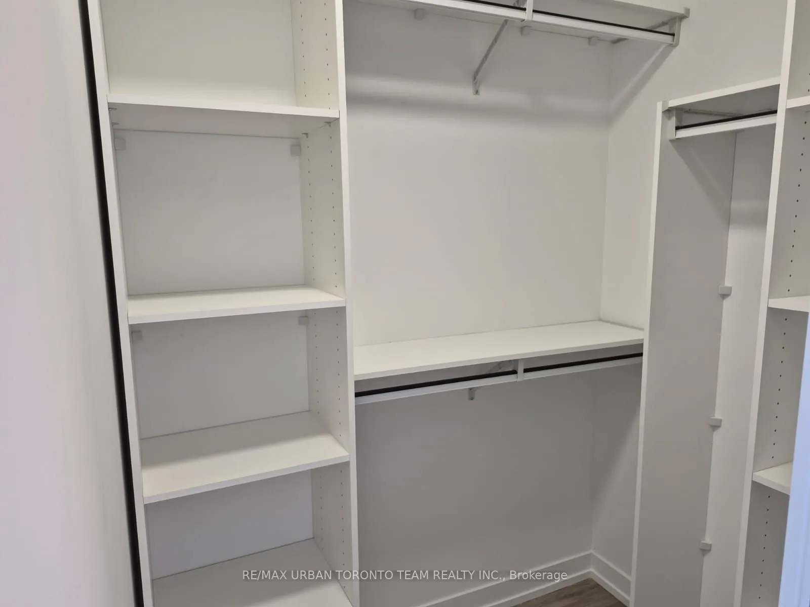 771 Yonge Street, #2806