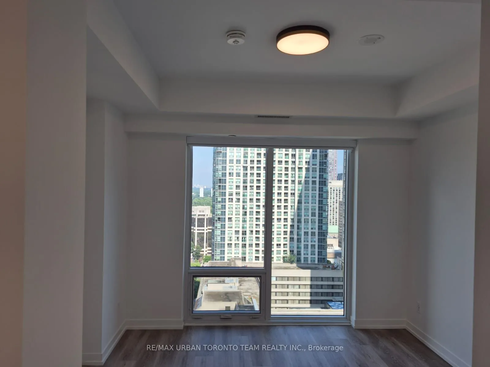 771 Yonge Street, #2806
