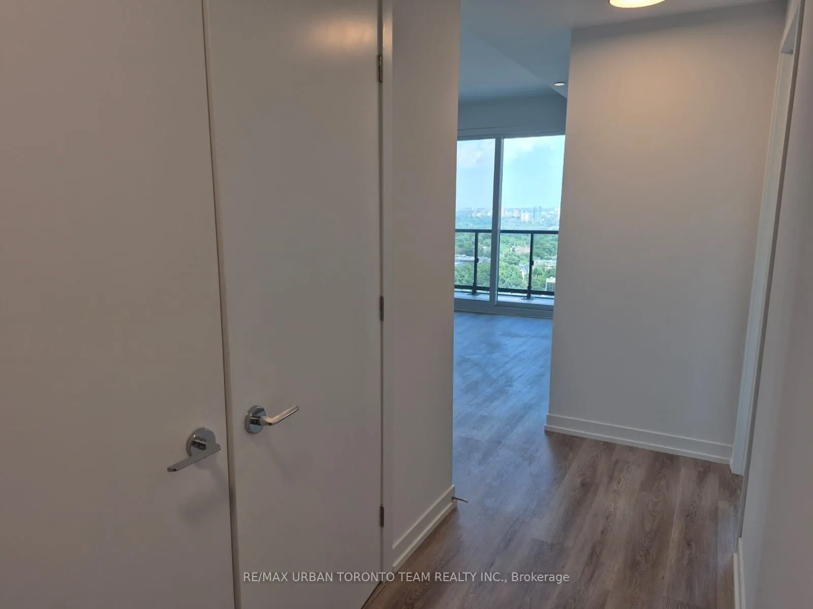 771 Yonge Street, #2806