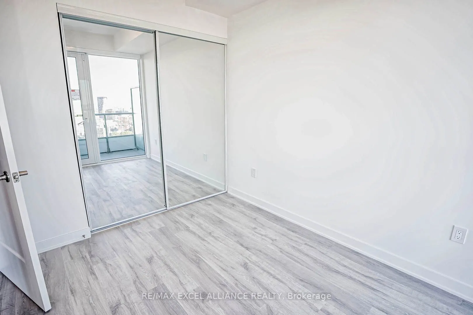 70 Princess Street, #2305
