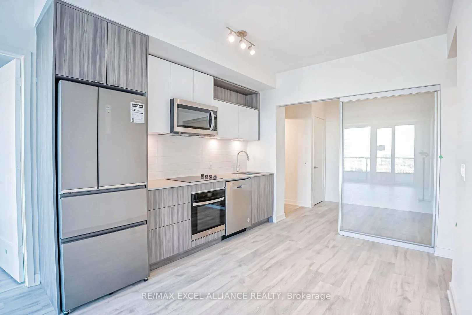 70 Princess Street, #2305