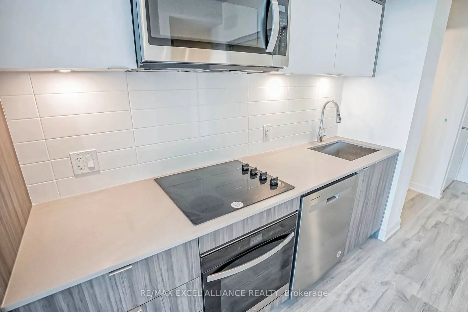 70 Princess Street, #2305
