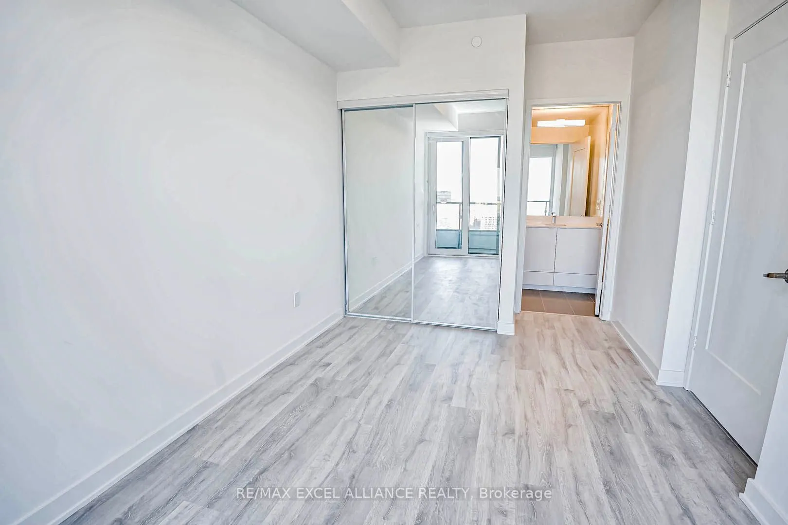 70 Princess Street, #2305