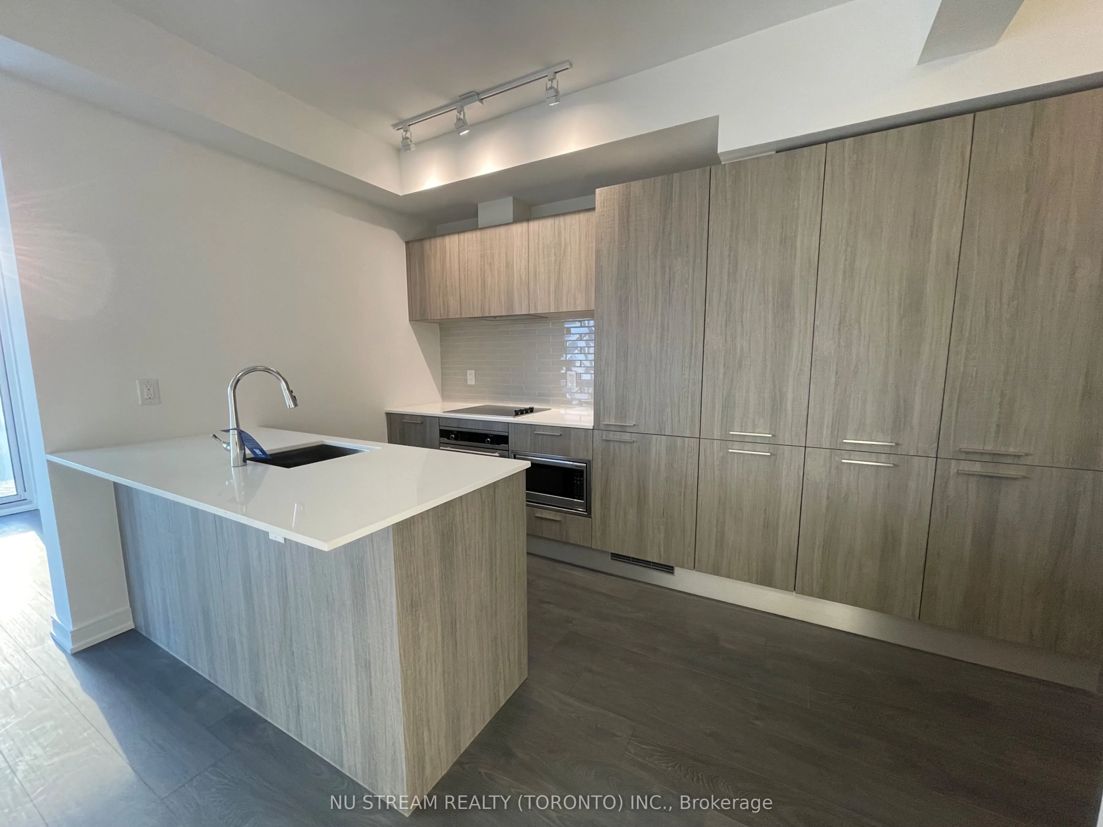 3 Gloucester Street, #3009