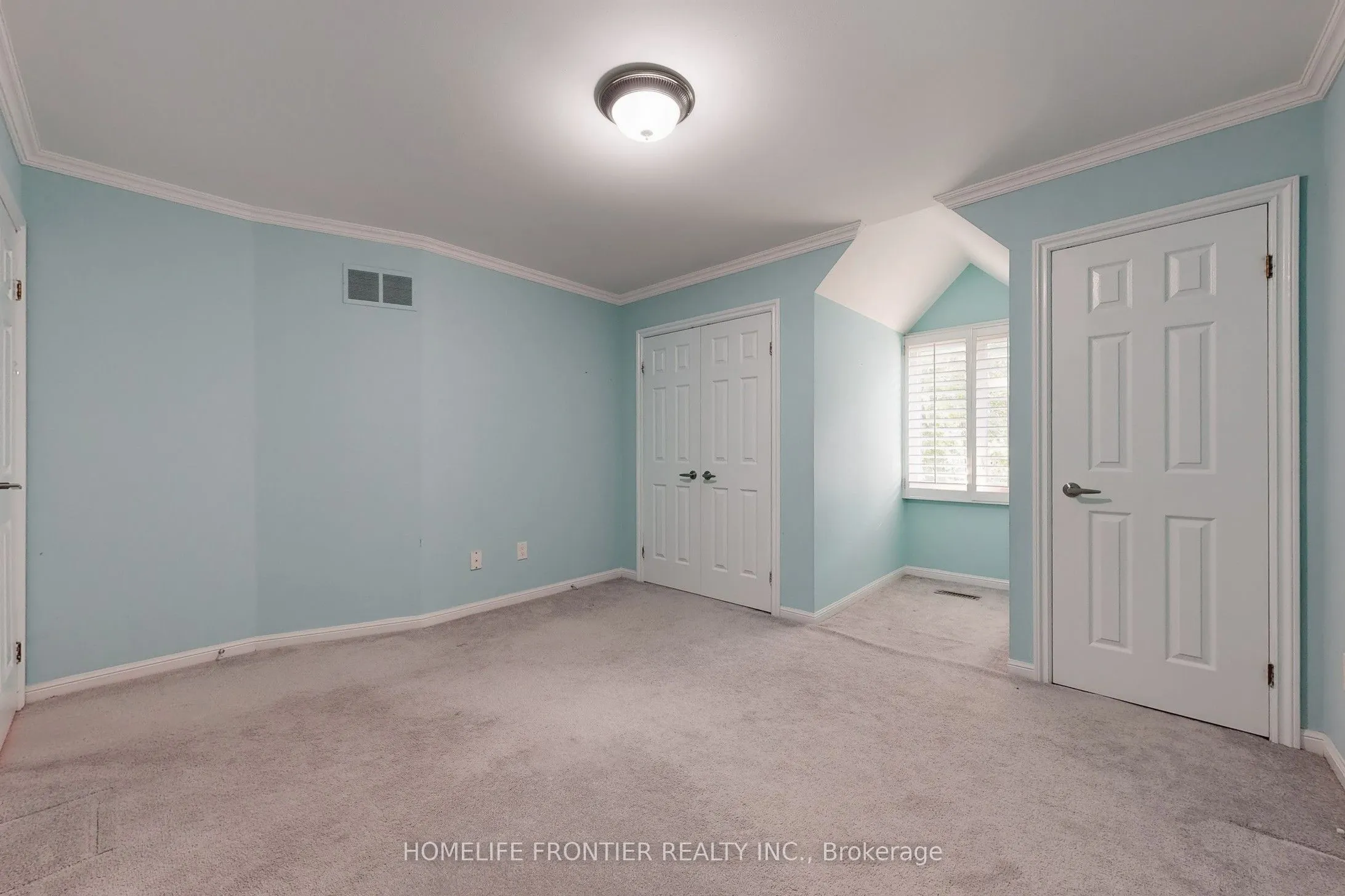 23 Nesbitt Drive