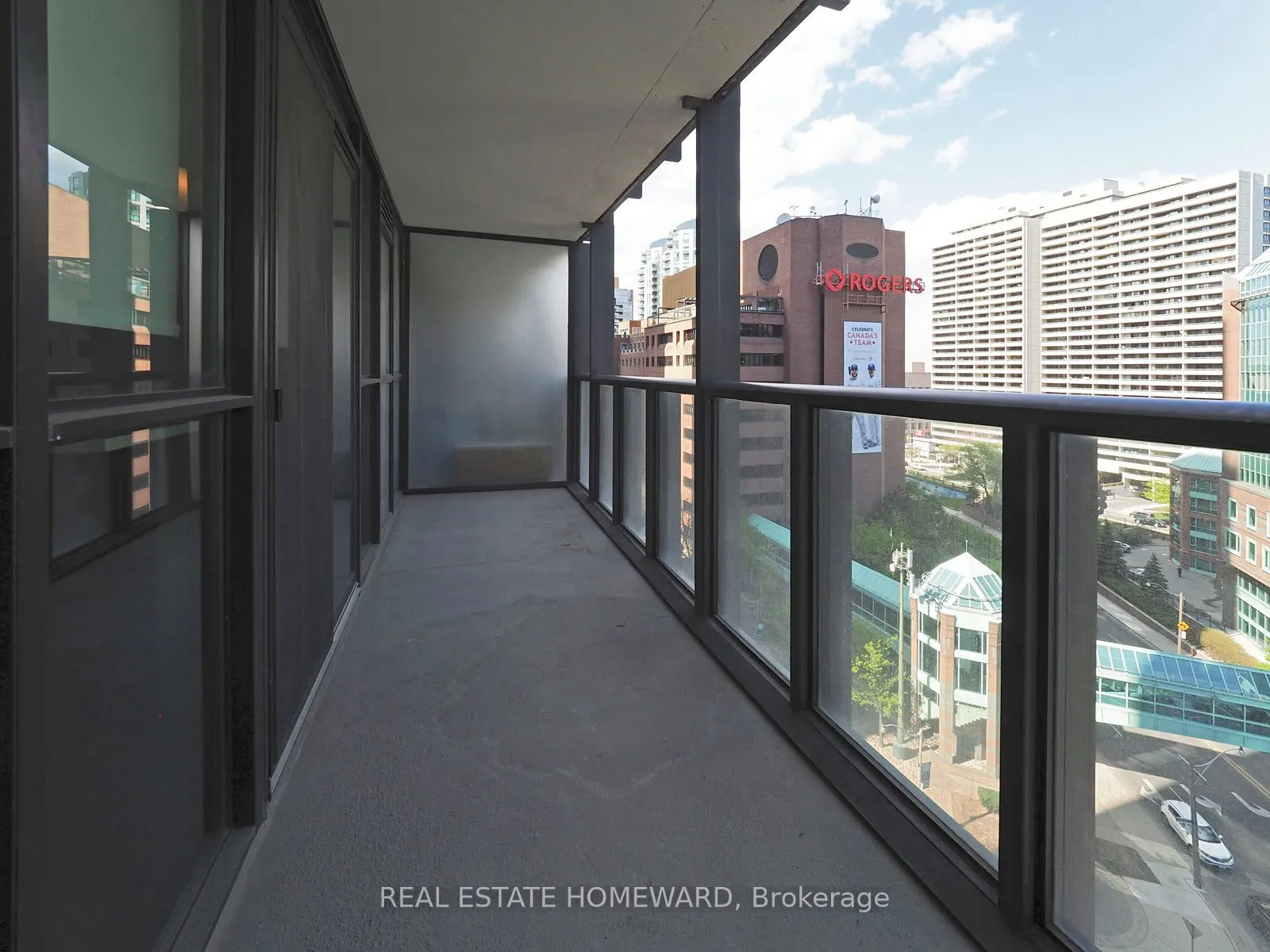 110 Charles Street E, #1111