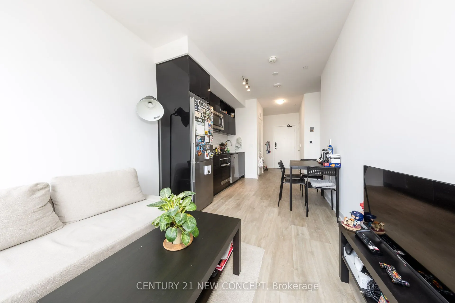121 Lower Sherbourne Street, #1057