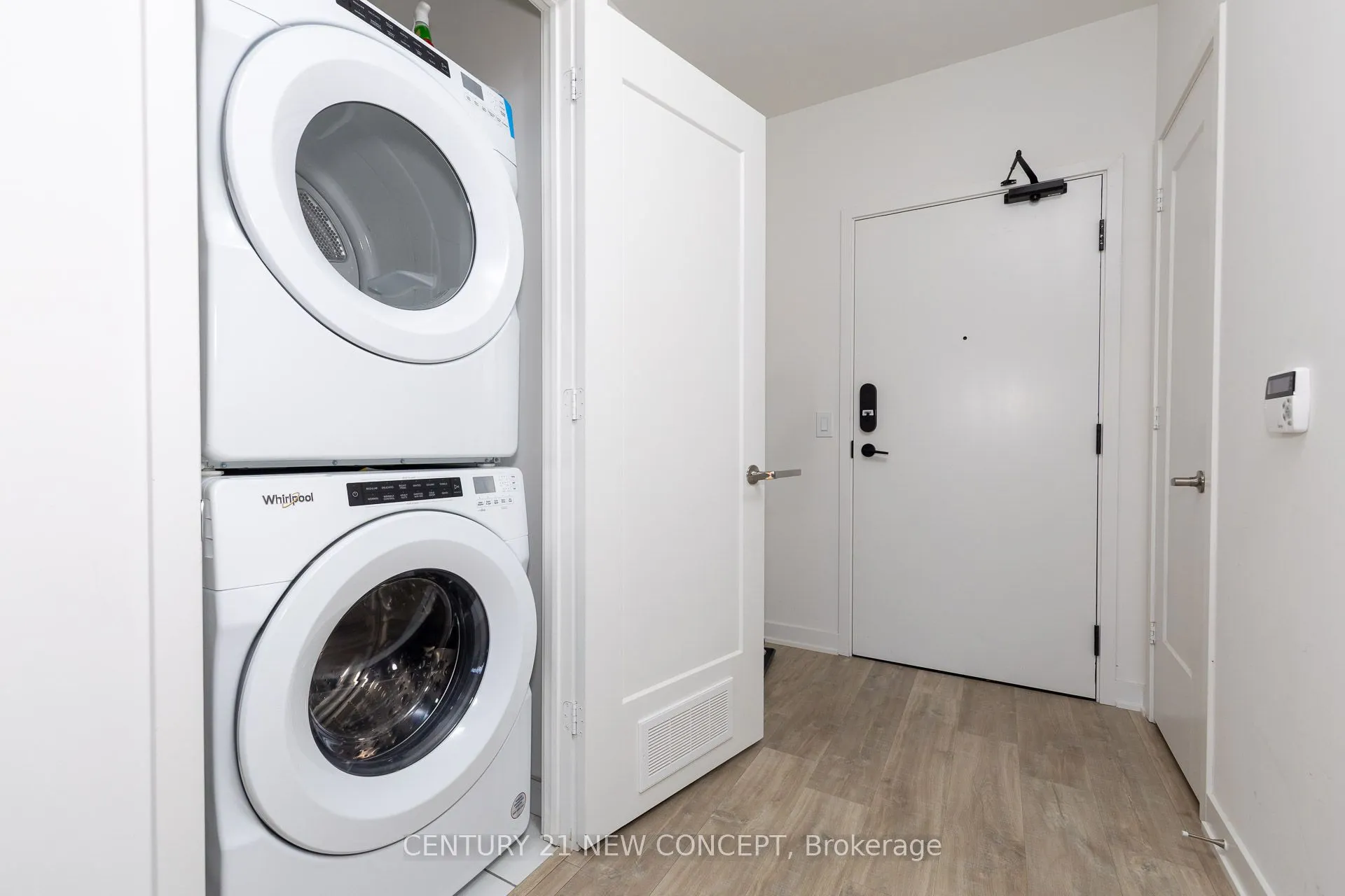 121 Lower Sherbourne Street, #1057