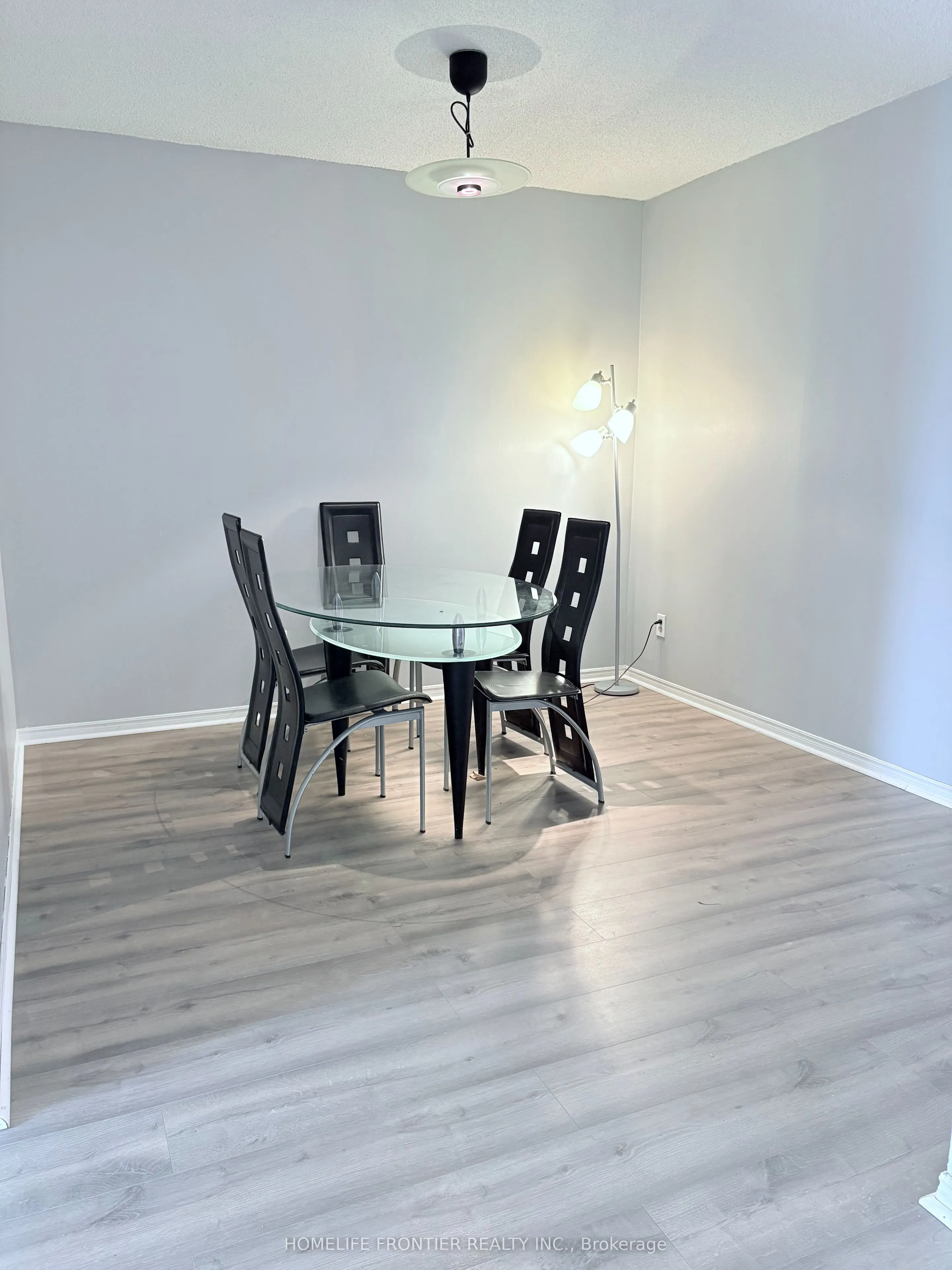 7 Bishop Avenue, #618