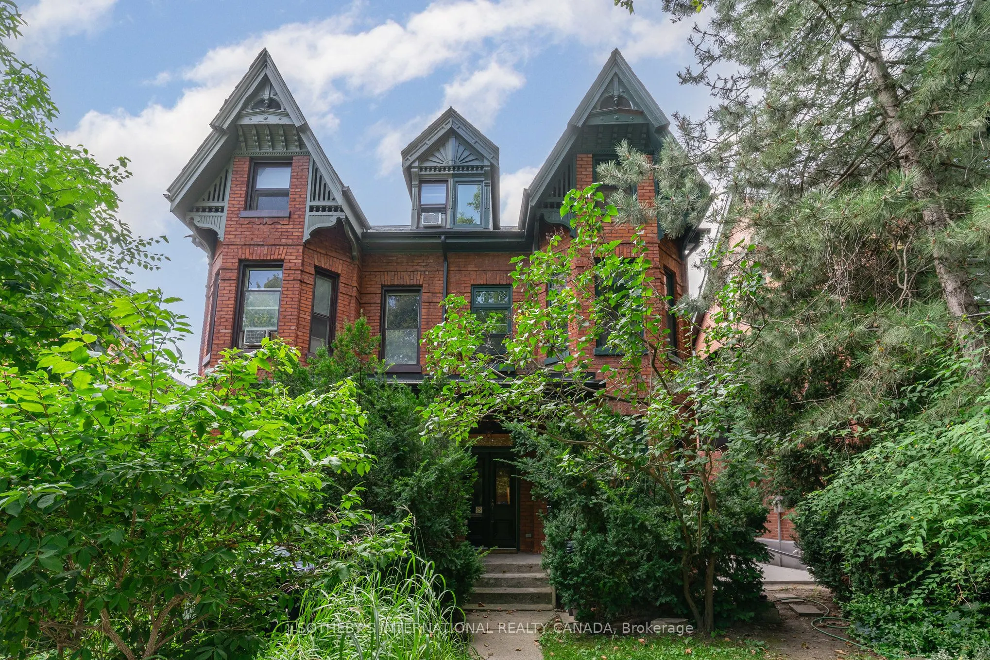 89 Willcocks Street