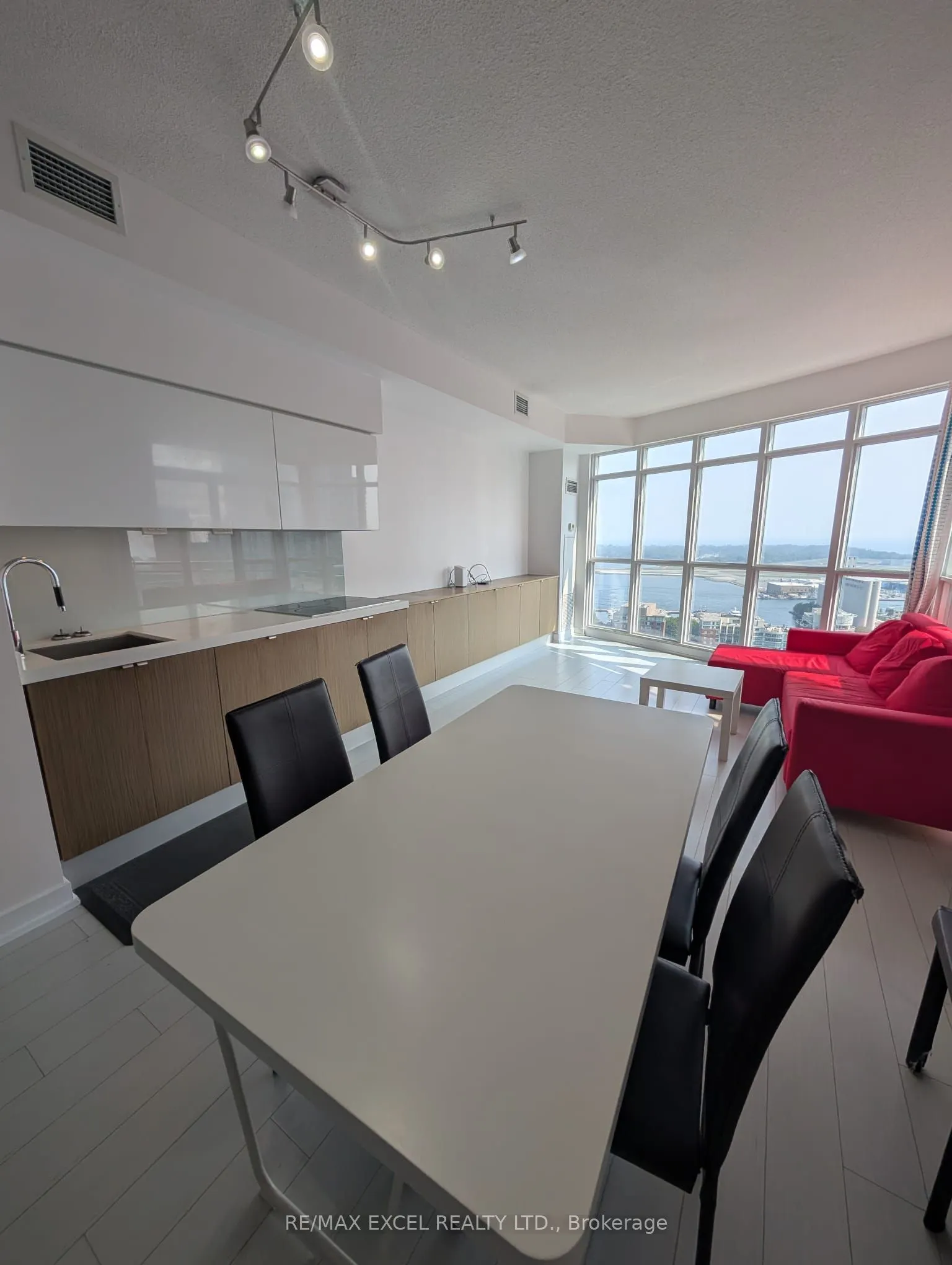 21 Iceboat Terrace, #3109