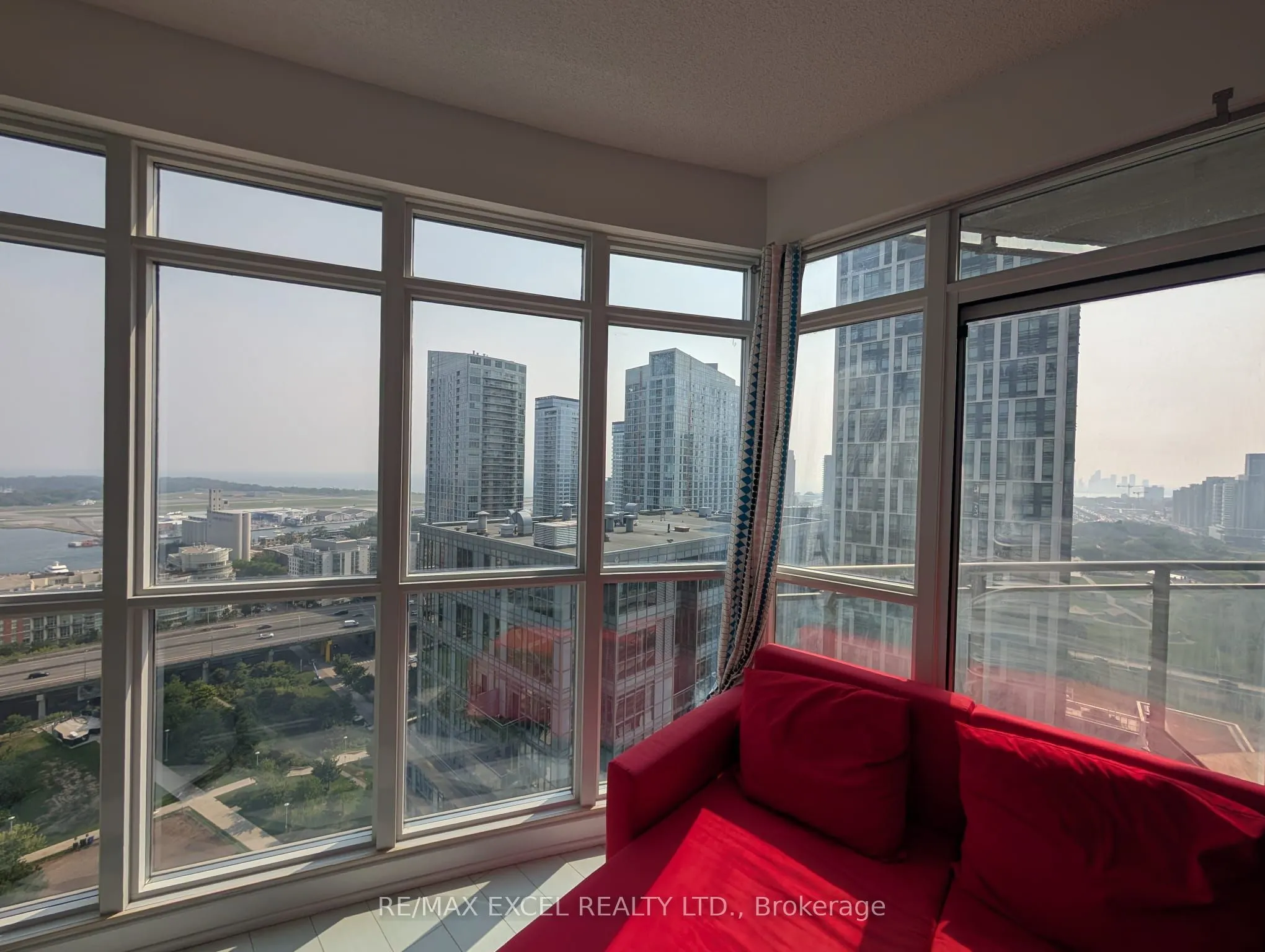 21 Iceboat Terrace, #3109