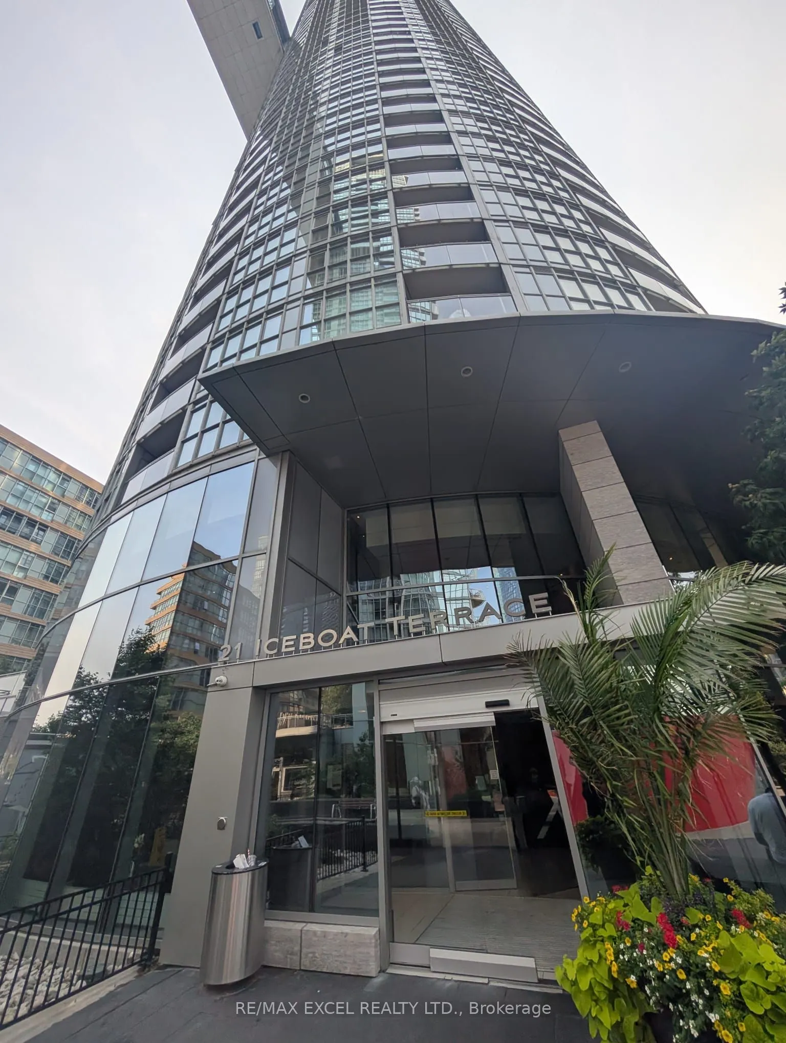 21 Iceboat Terrace, #3109