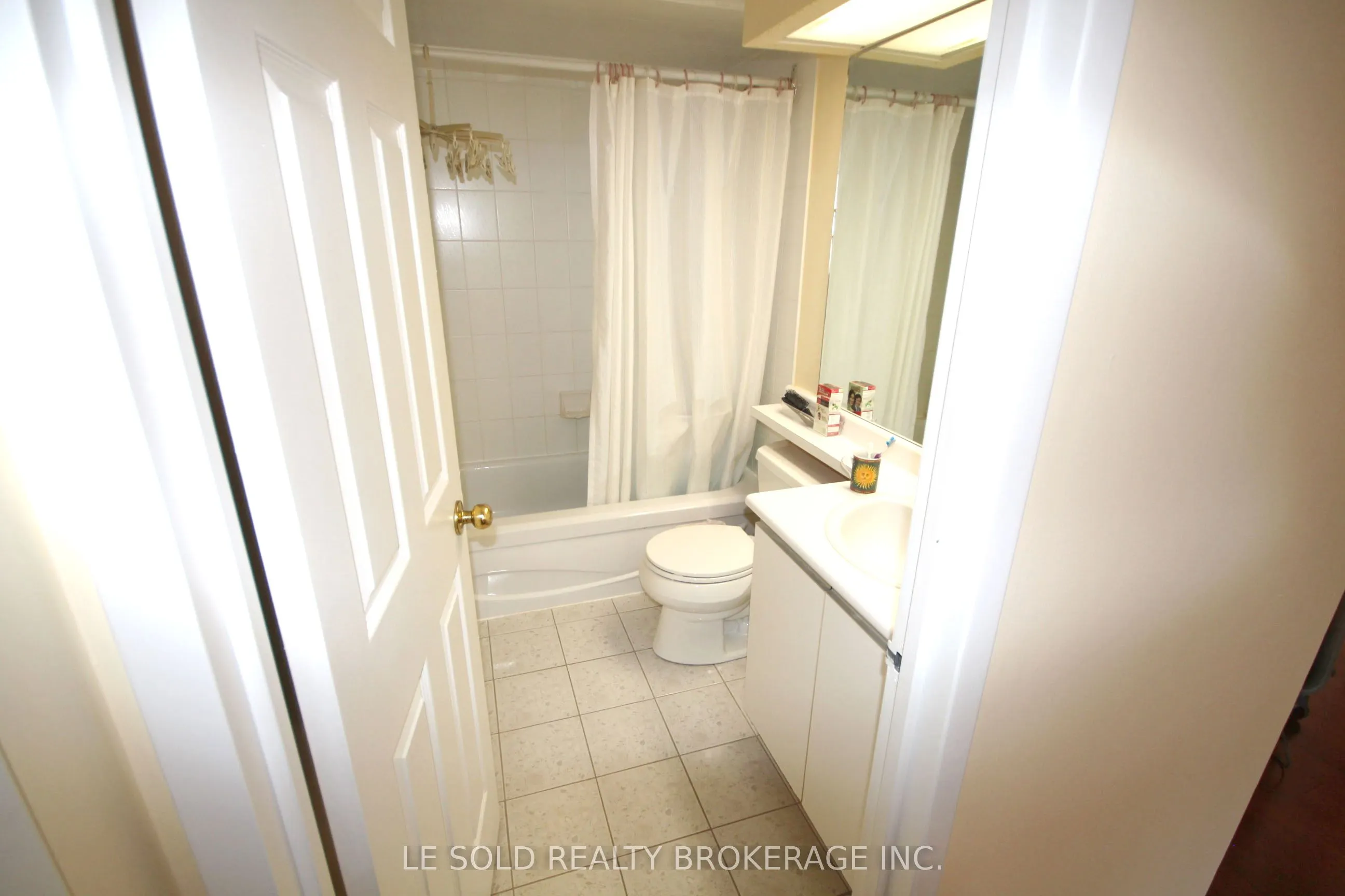 40 Scollard Street, #602