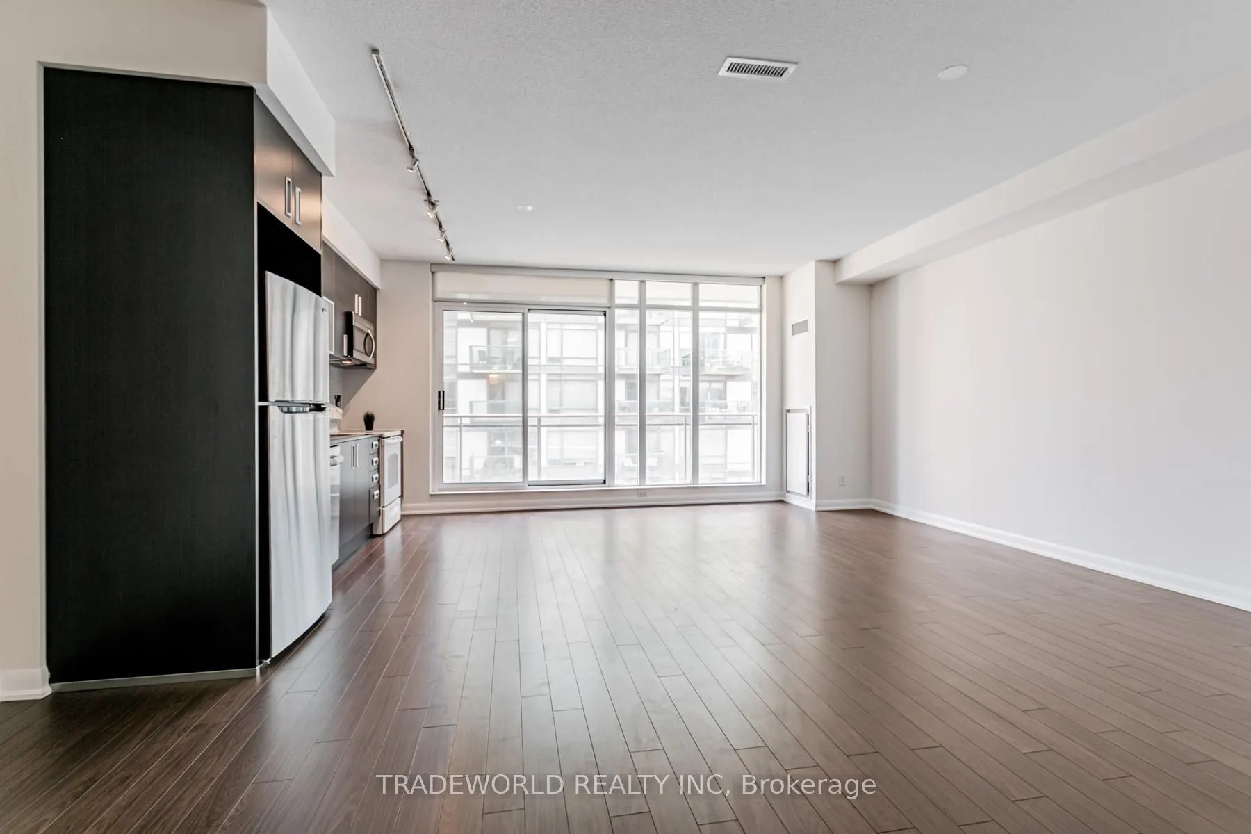 205 Frederick Street, #909