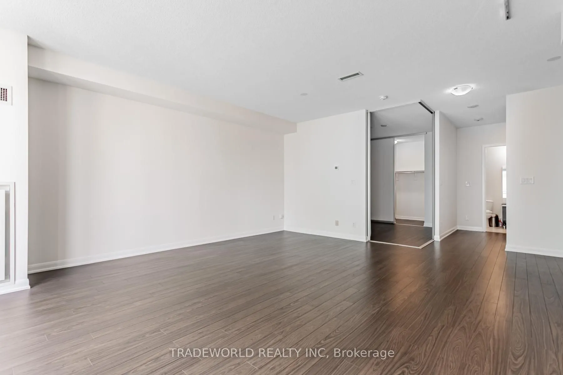 205 Frederick Street, #909