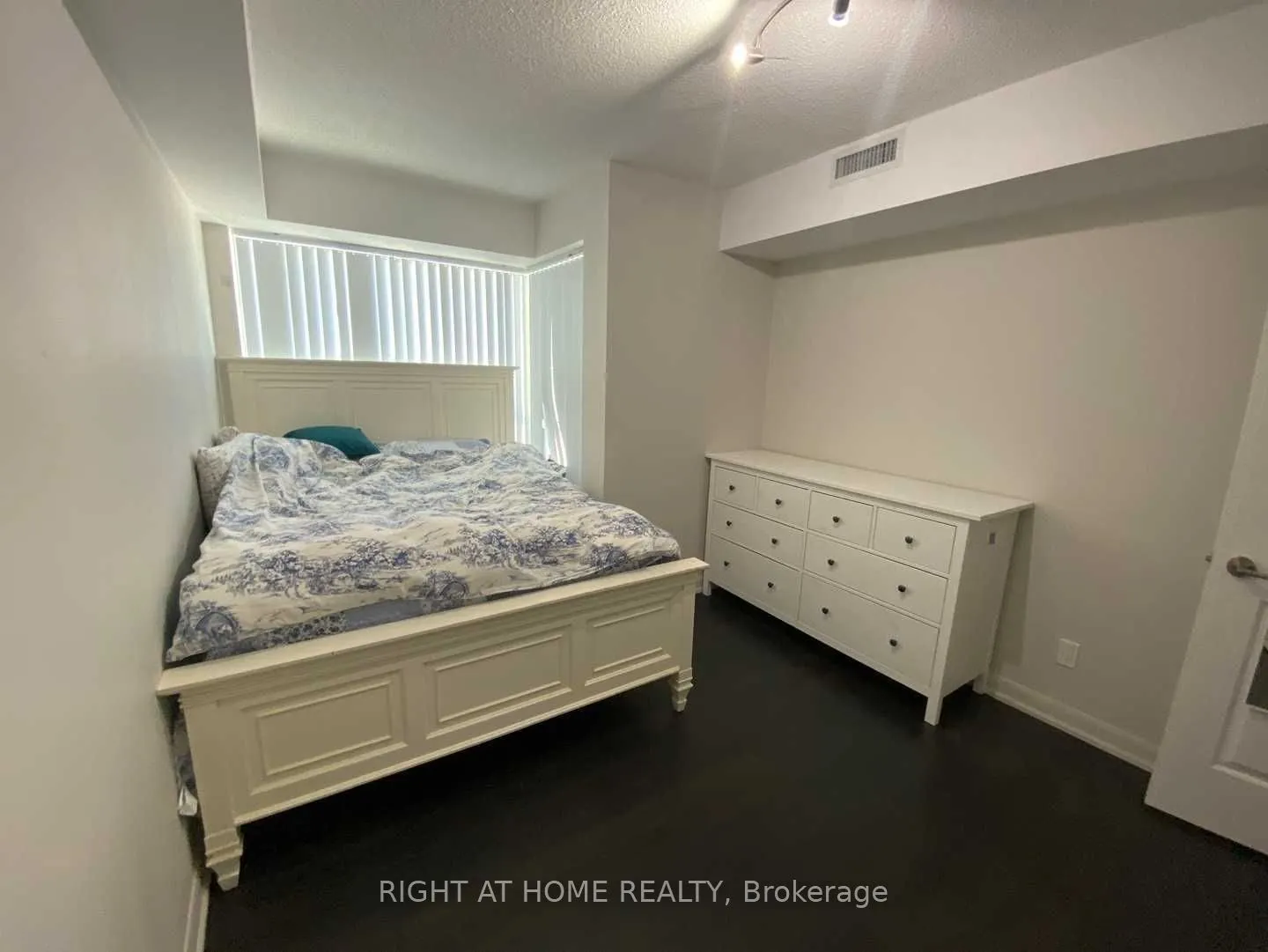5162 Yonge Street, #509