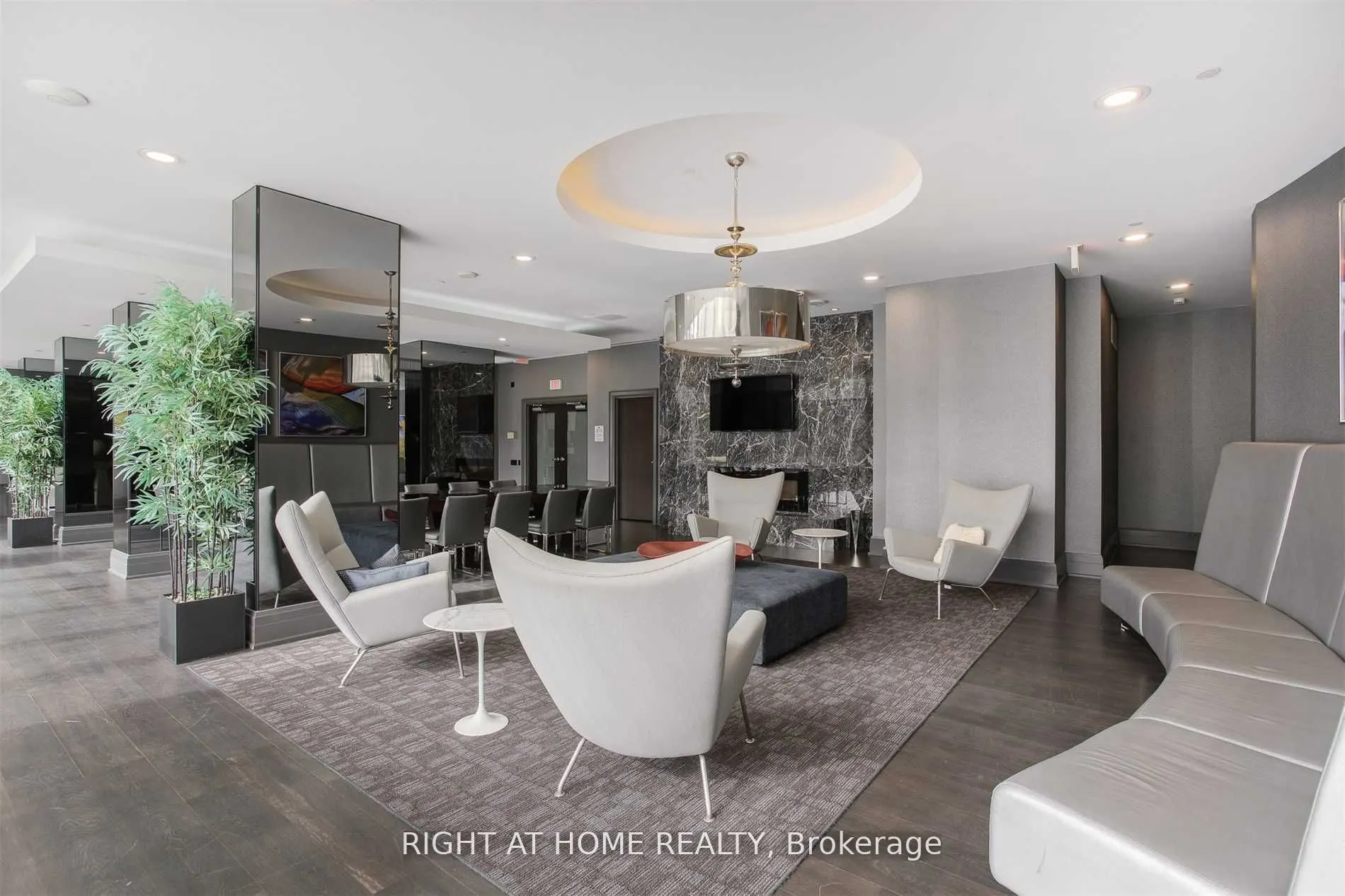 5162 Yonge Street, #509