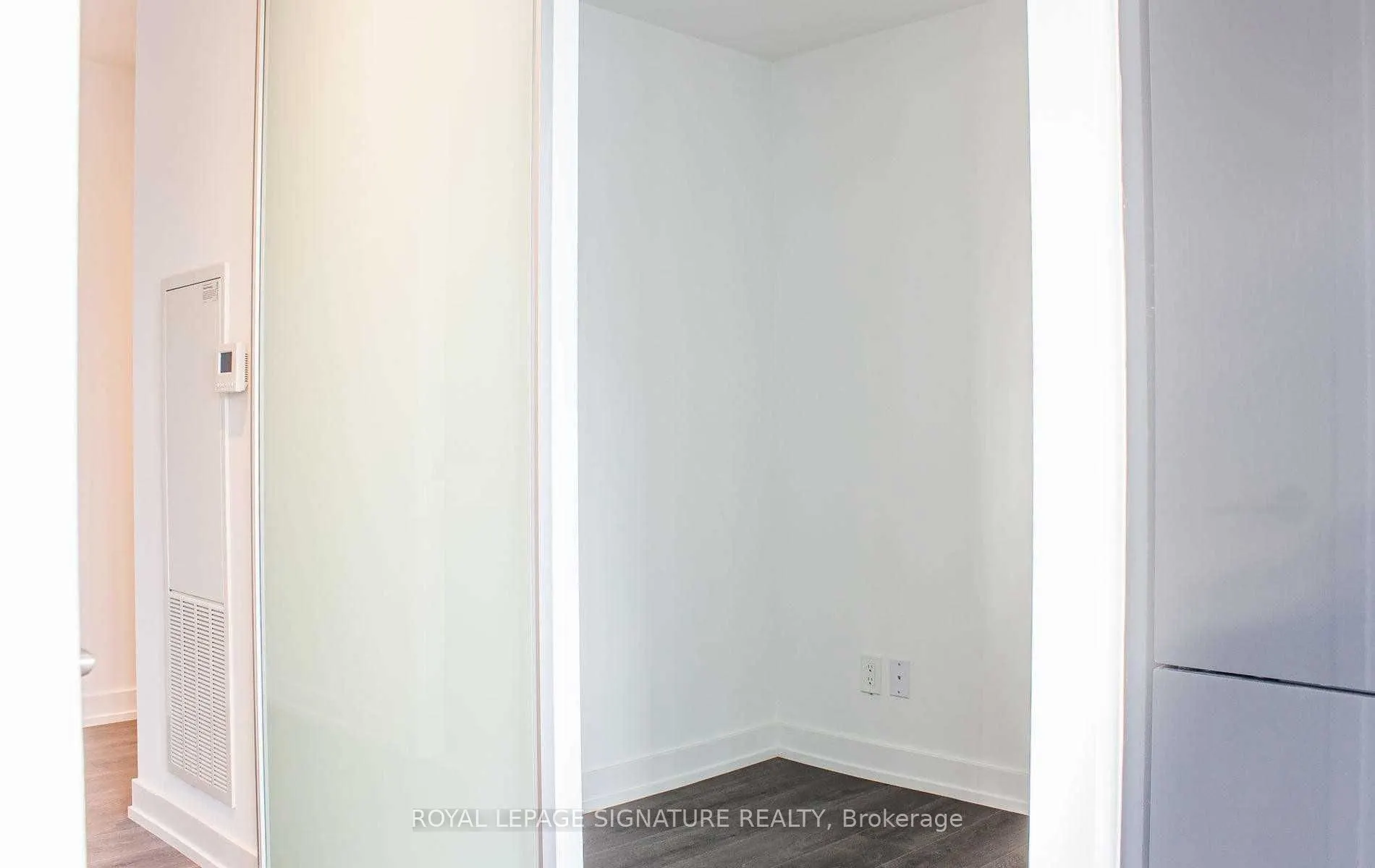 161 Roehampton Avenue, #1612