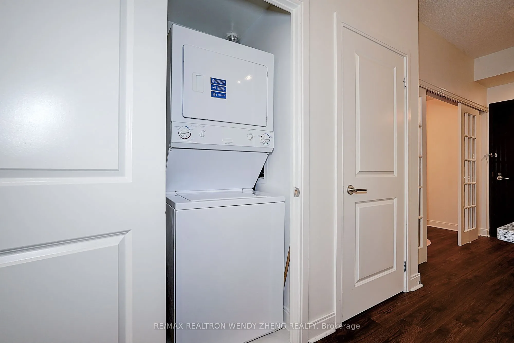 21 Scollard Street, #411