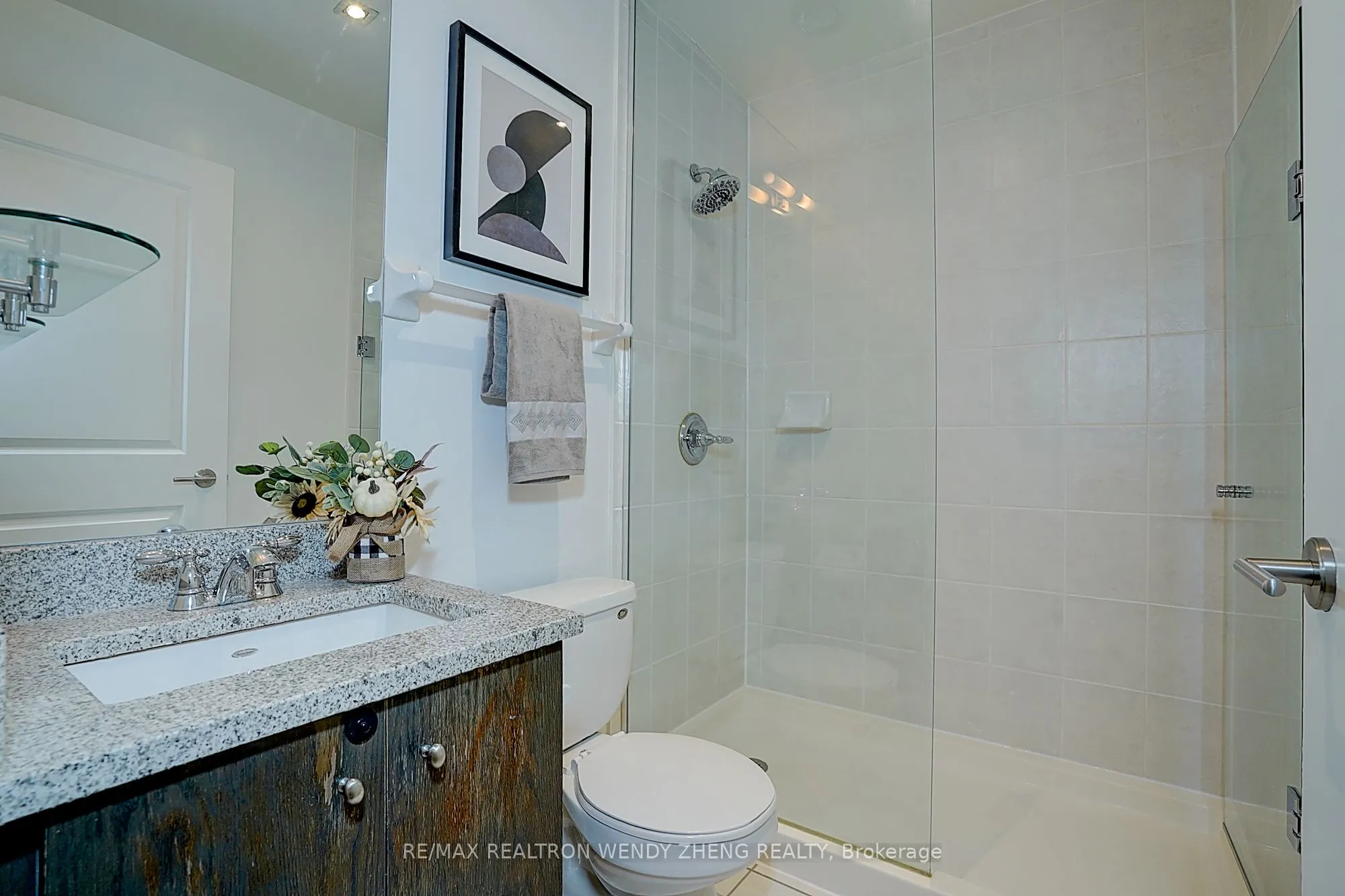 21 Scollard Street, #411