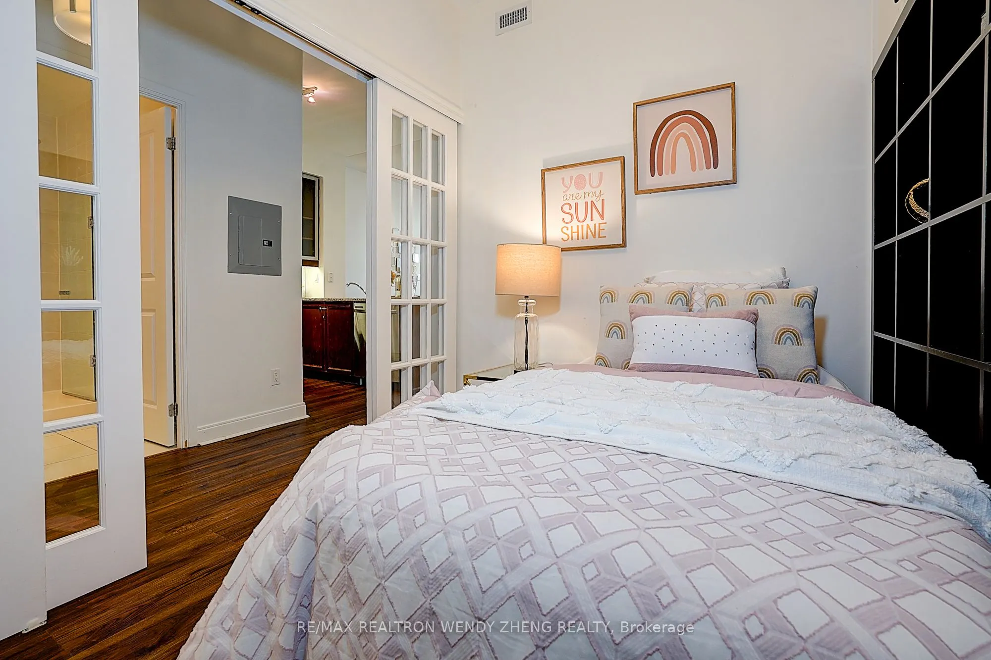 21 Scollard Street, #411