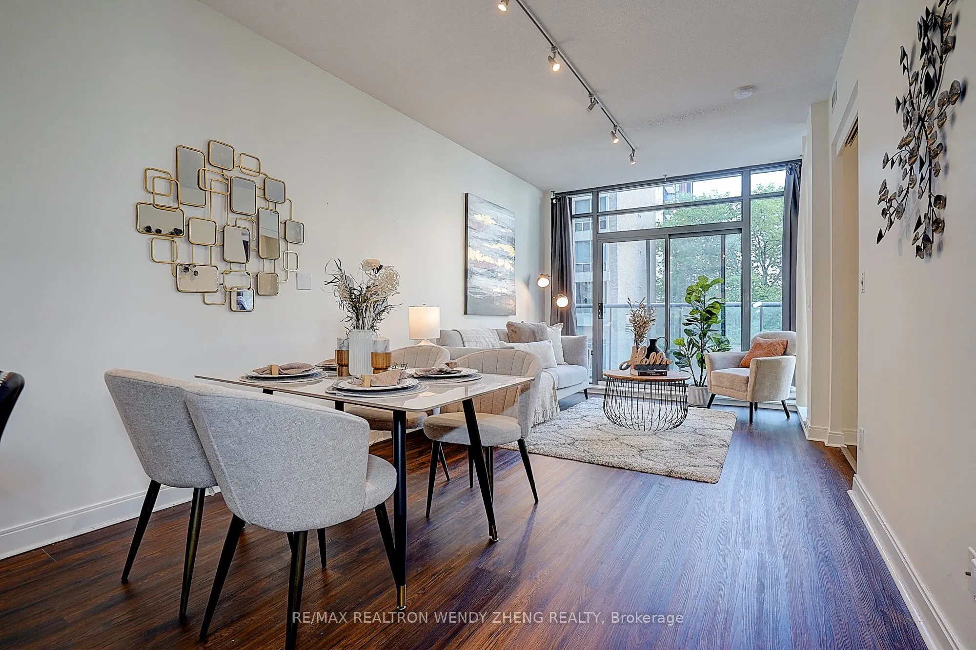 21 Scollard Street, #411