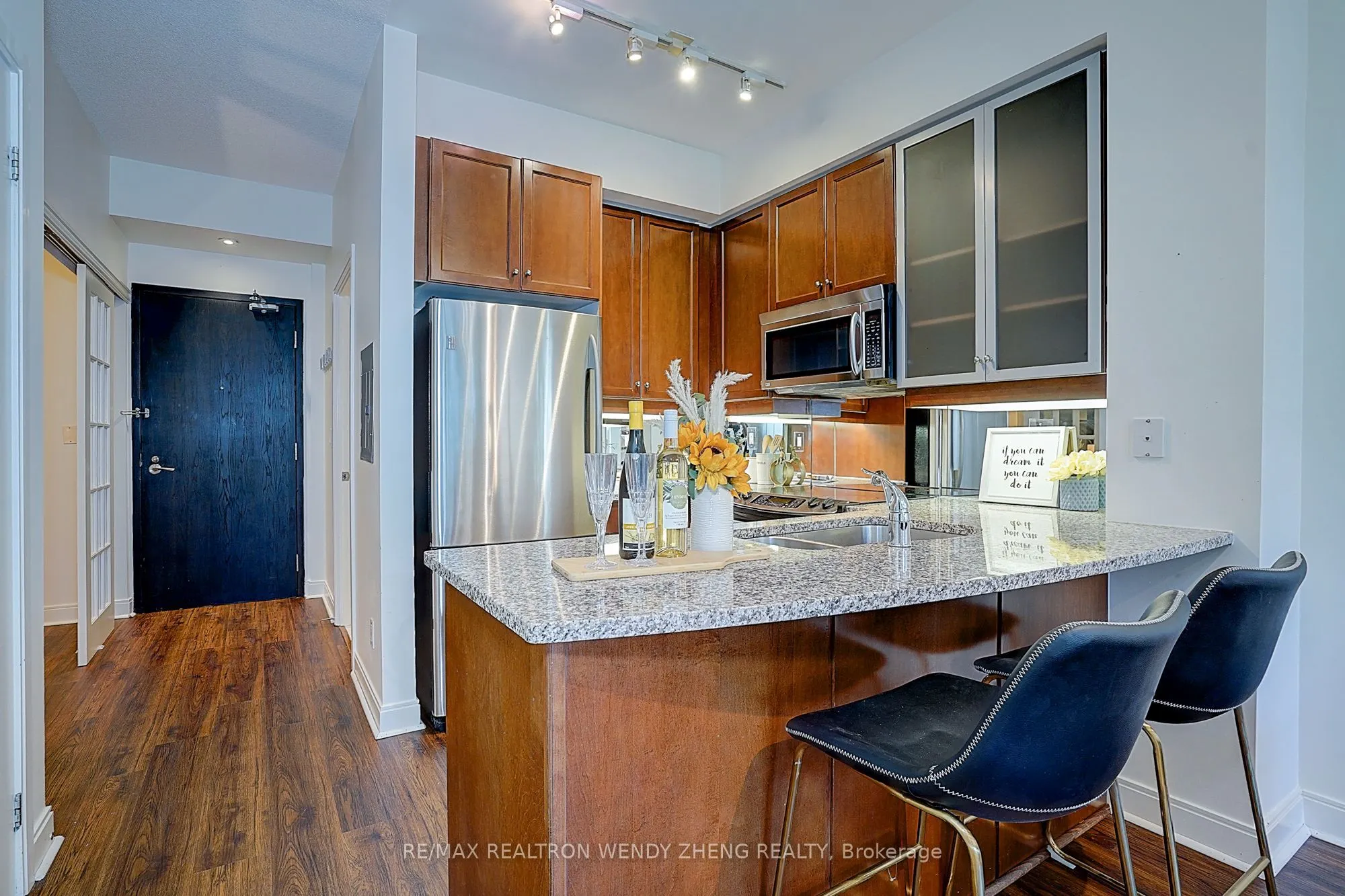 21 Scollard Street, #411