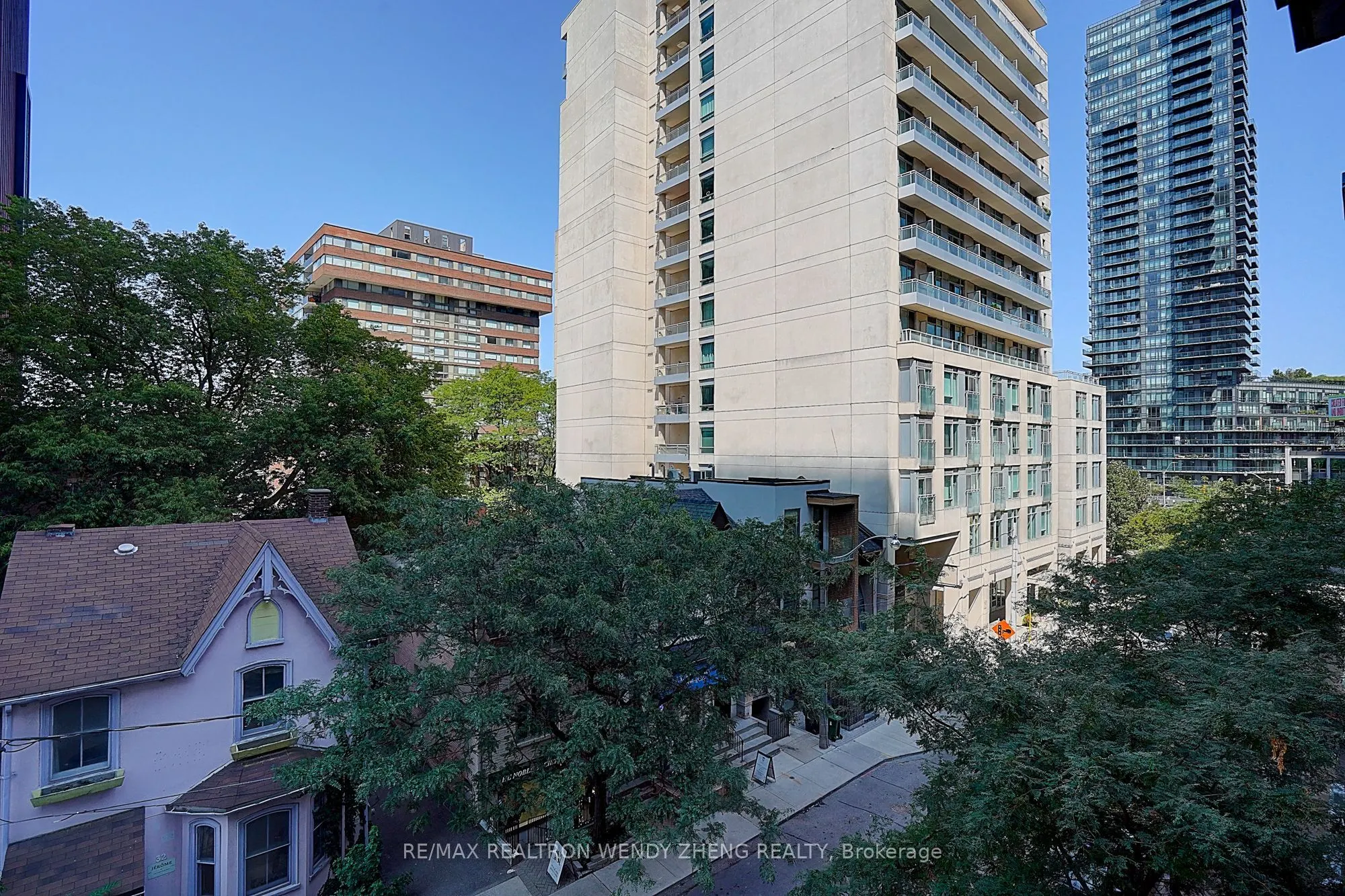 21 Scollard Street, #411