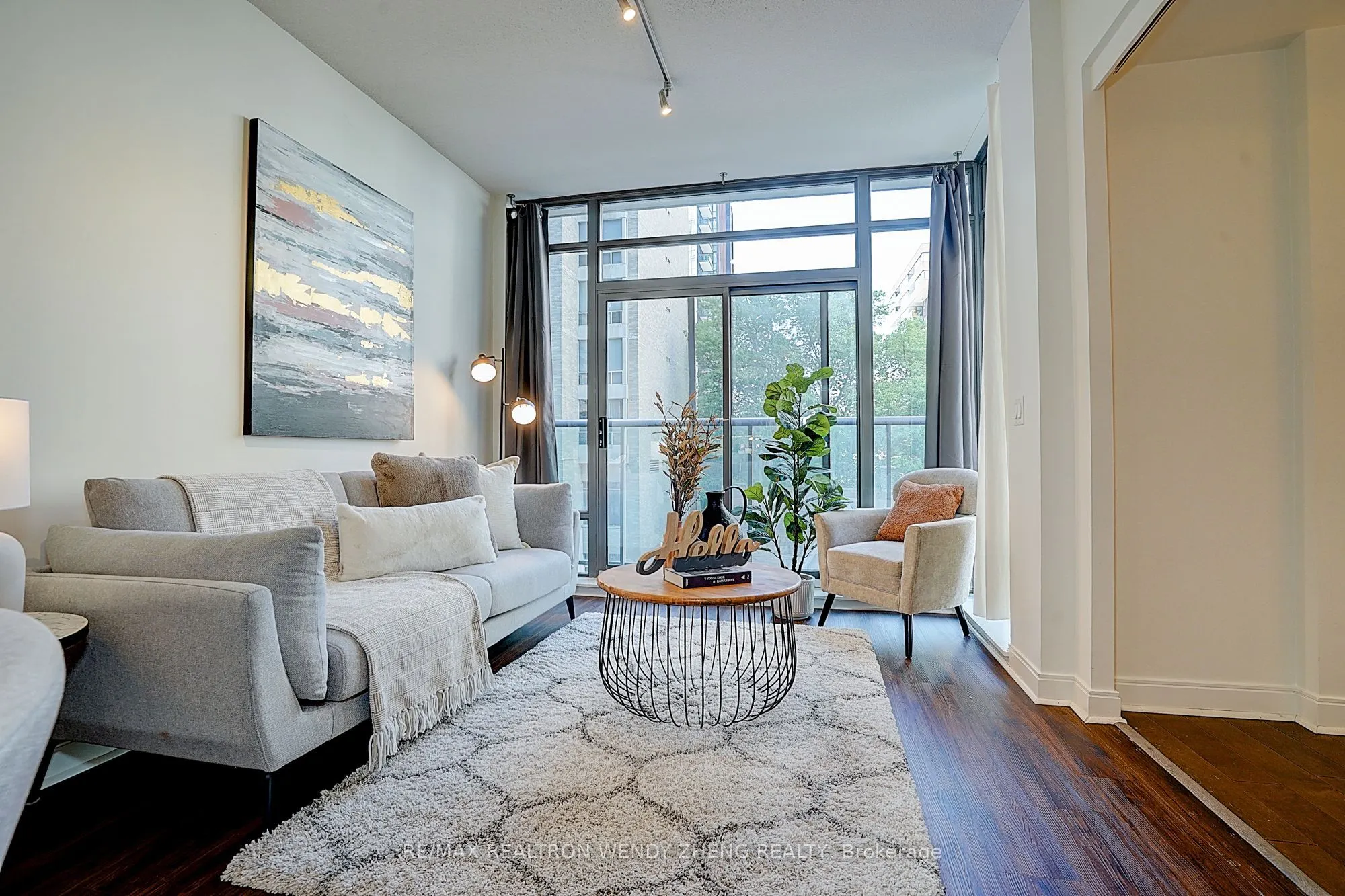 21 Scollard Street, #411