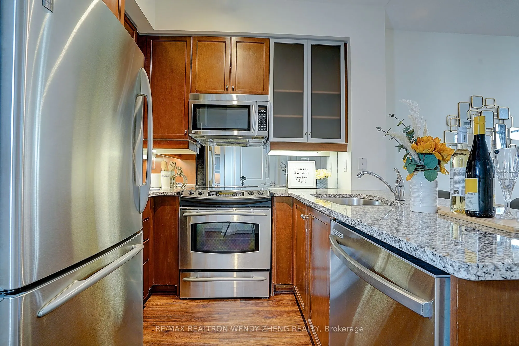 21 Scollard Street, #411