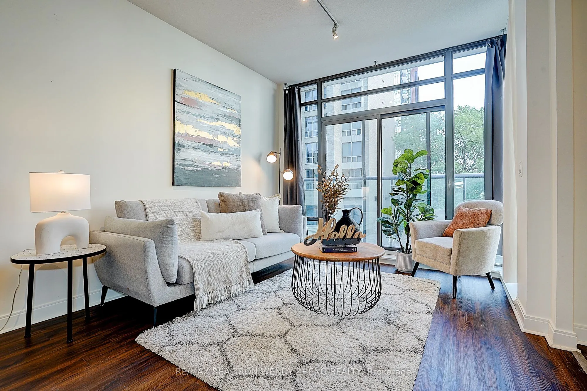 21 Scollard Street, #411