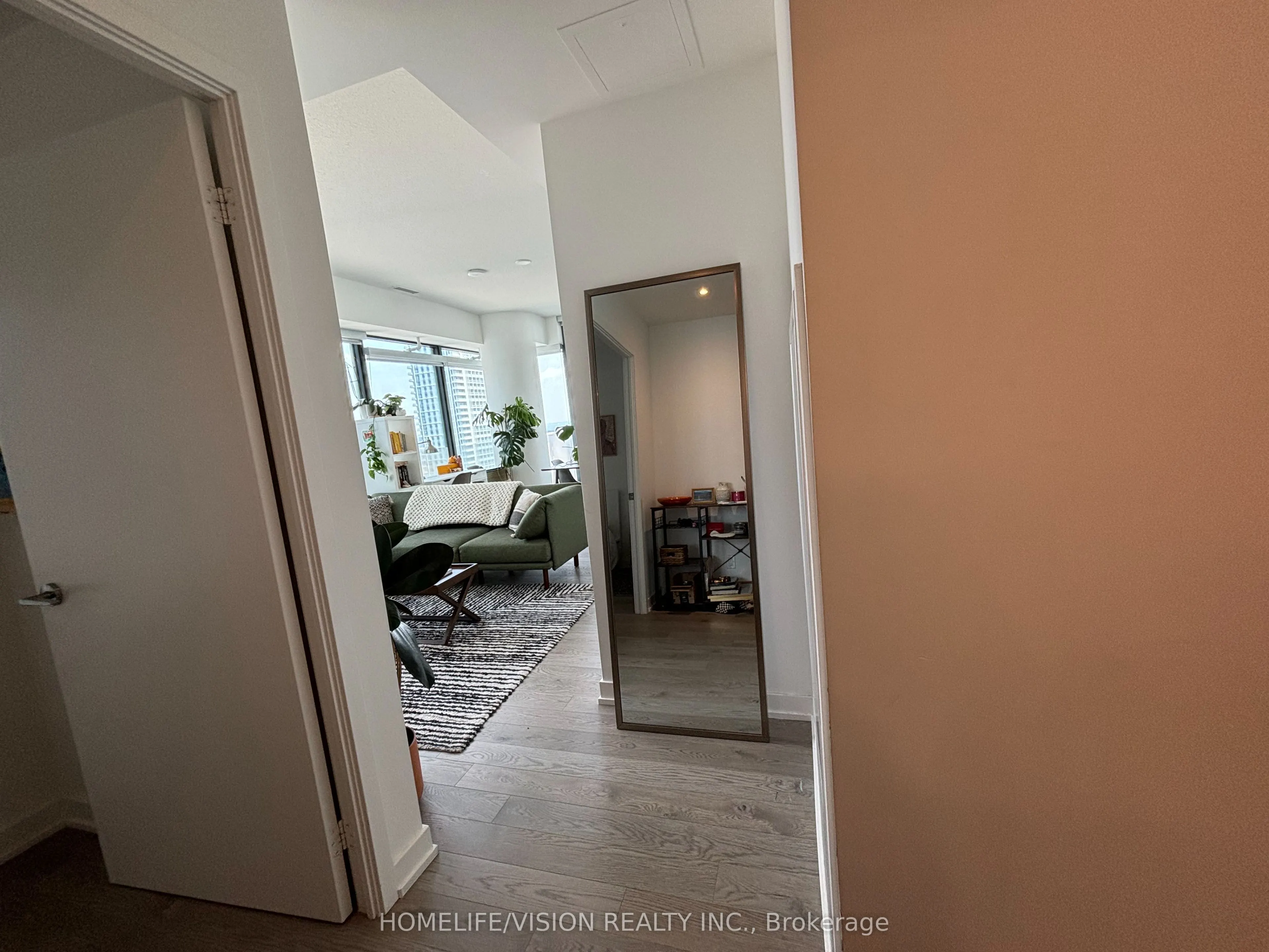 25 Richmond Street, #3302