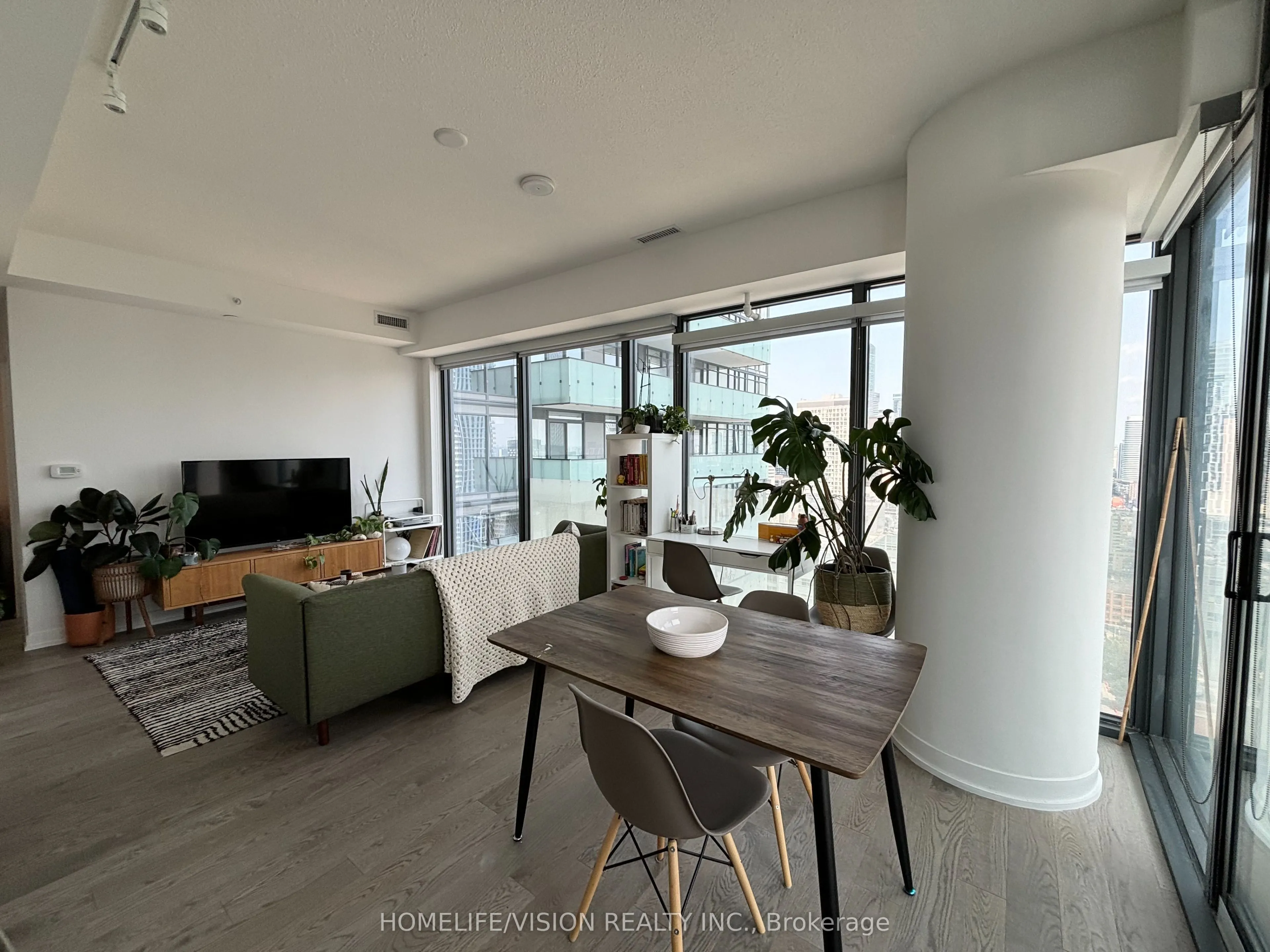 25 Richmond Street, #3302